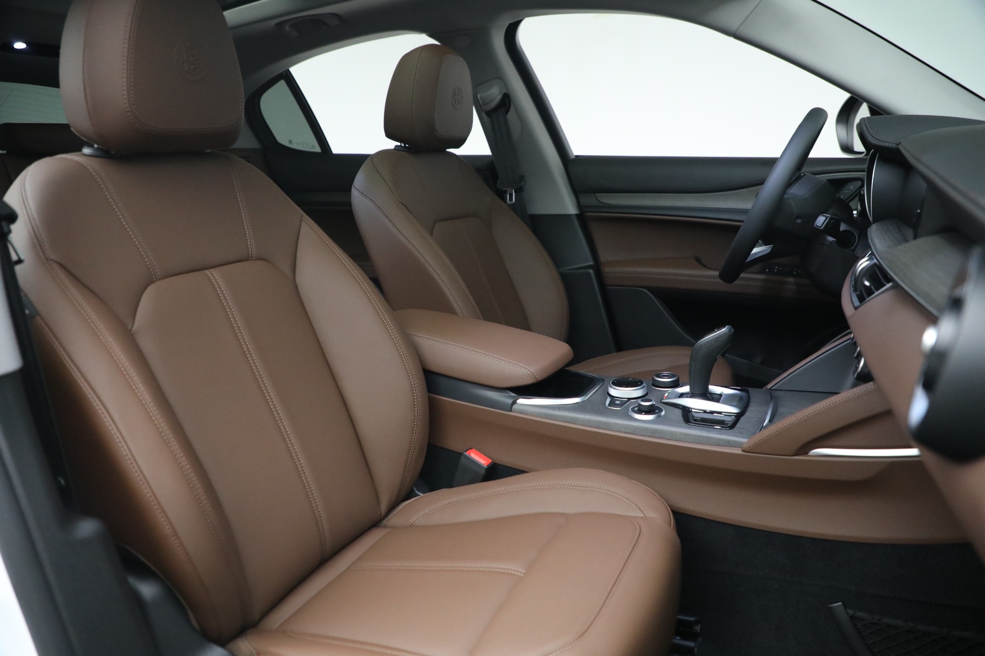 New-2021-Alfa-Romeo-Stelvio-Ti-Q4