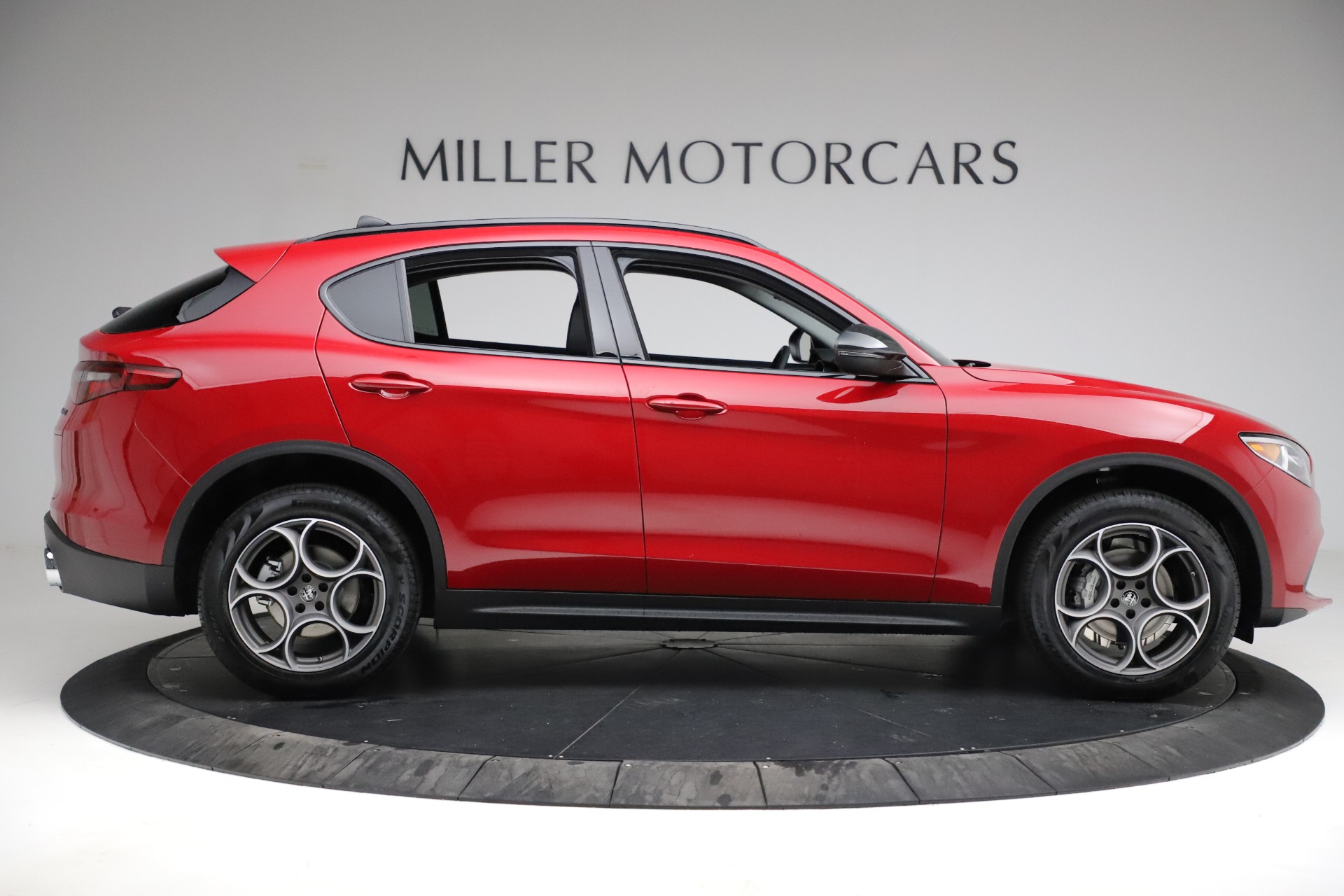 New-2021-Alfa-Romeo-Stelvio-Q4