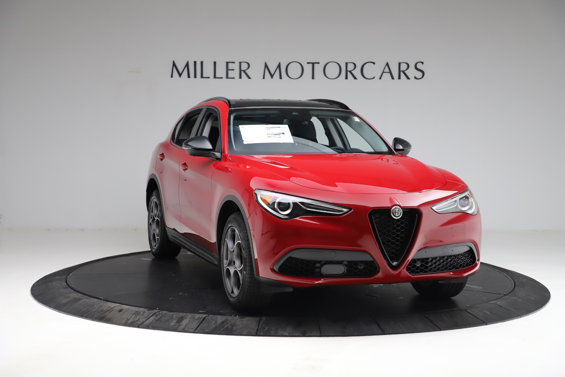 New-2021-Alfa-Romeo-Stelvio-Q4