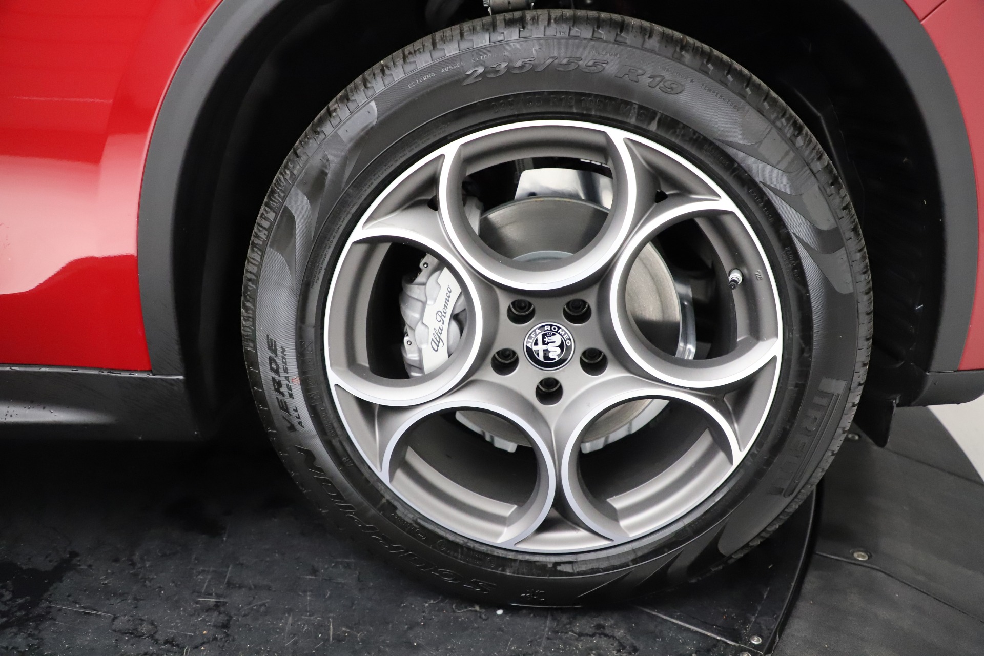 New-2021-Alfa-Romeo-Stelvio-Q4