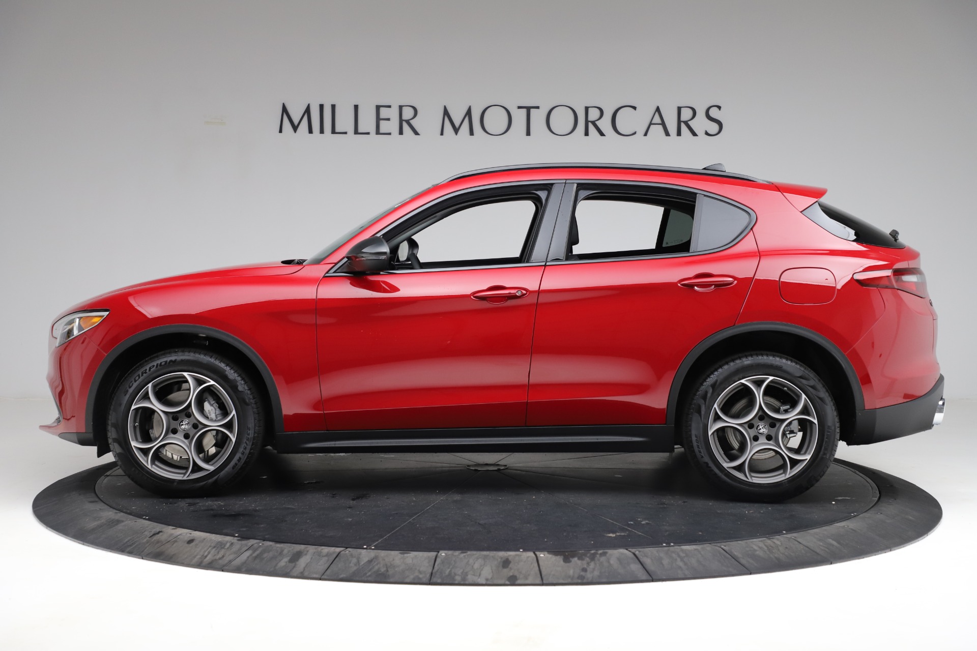 New-2021-Alfa-Romeo-Stelvio-Q4