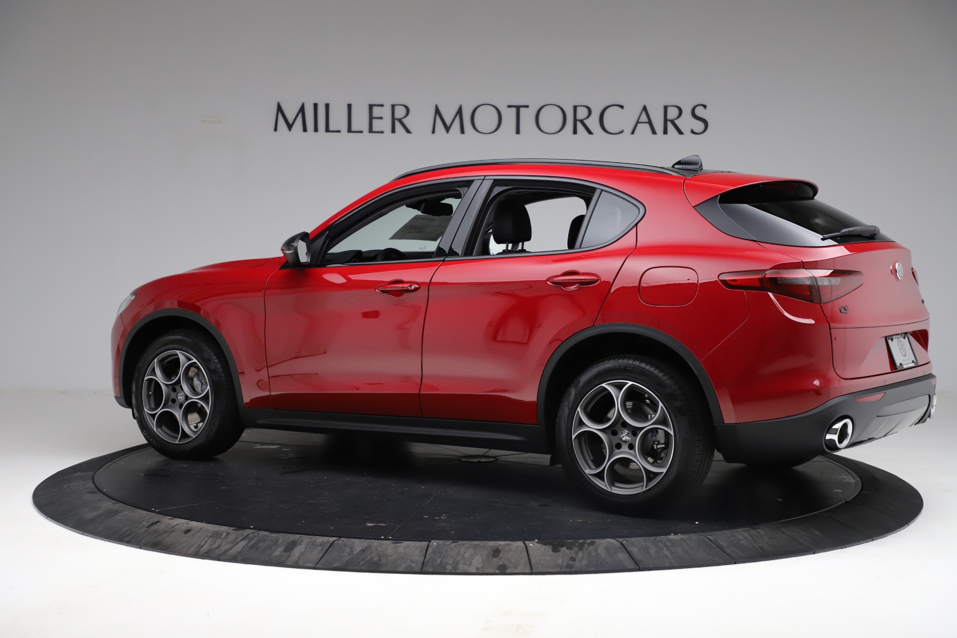New-2021-Alfa-Romeo-Stelvio-Q4