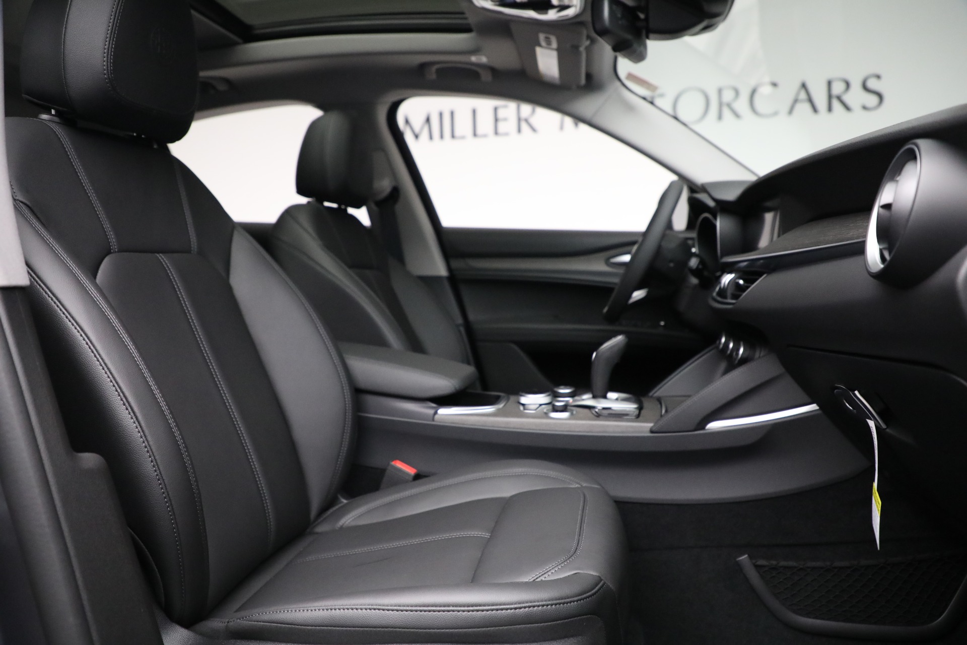 New-2021-Alfa-Romeo-Stelvio-Ti-Q4