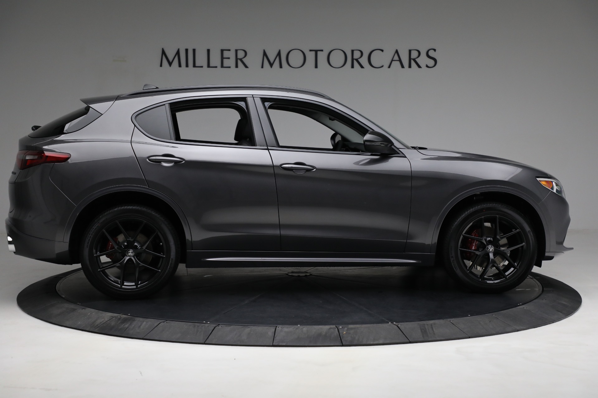 New-2021-Alfa-Romeo-Stelvio-Ti-Q4