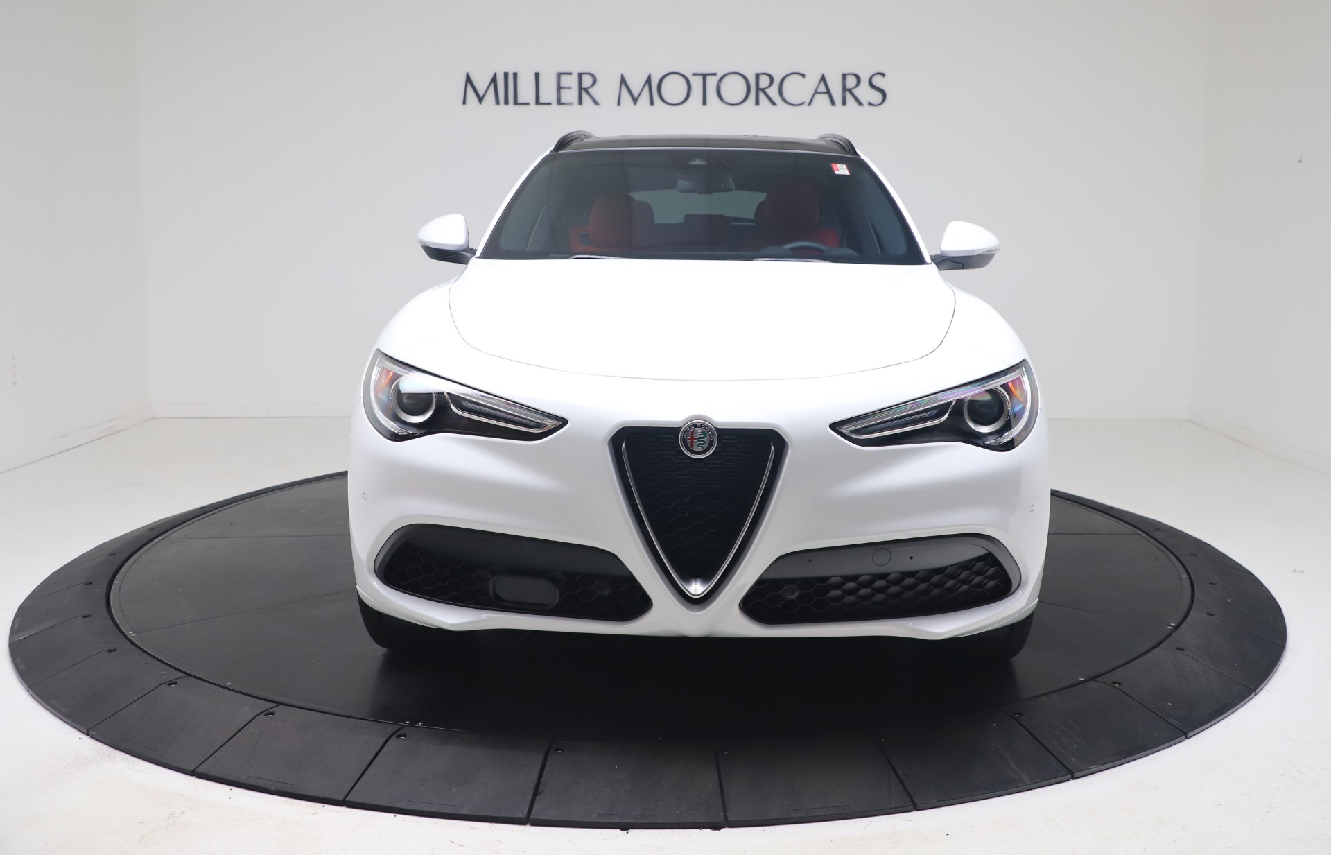 New-2021-Alfa-Romeo-Stelvio-Ti-Sport-Q4