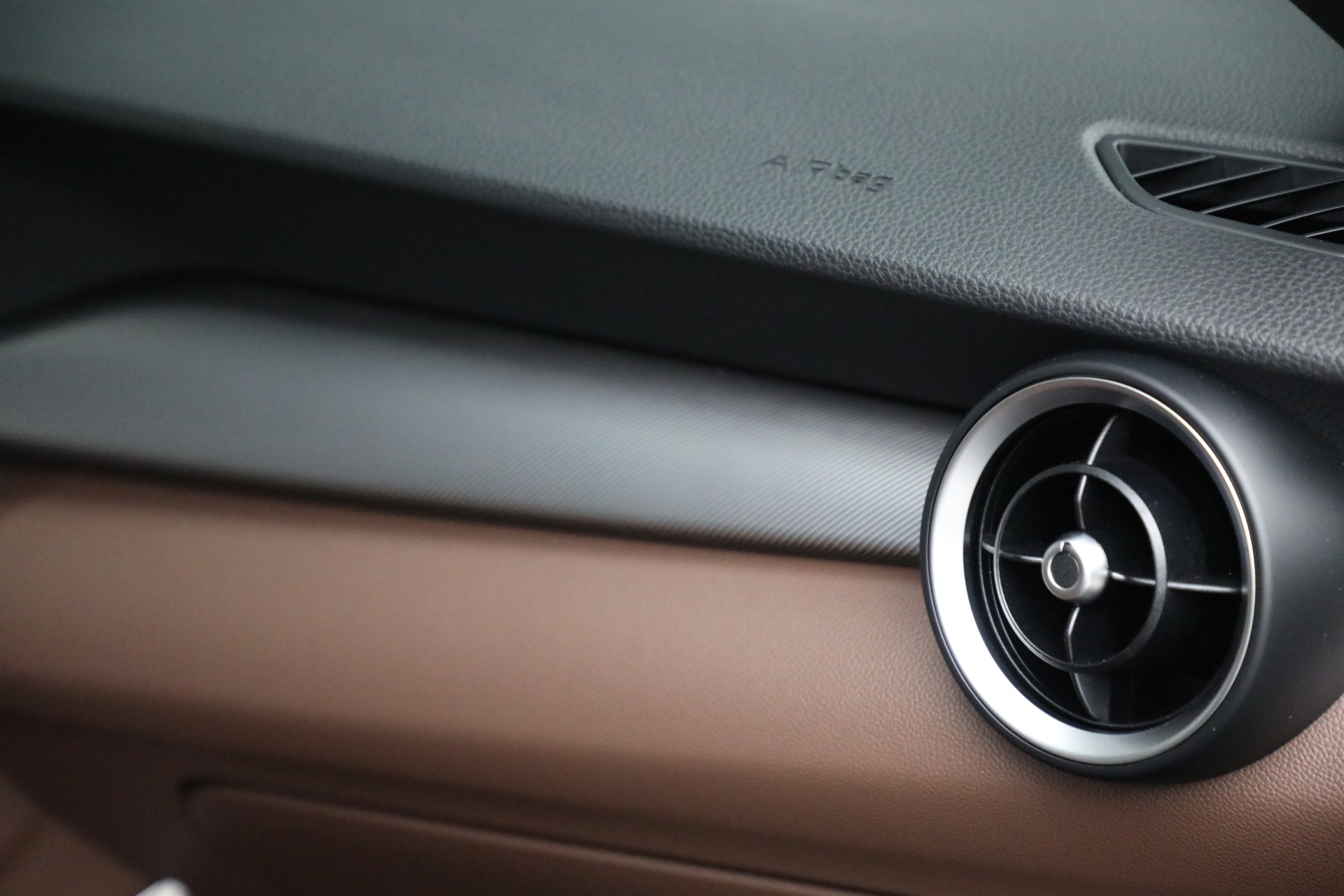 New-2021-Alfa-Romeo-Stelvio-Ti-Sport-Q4