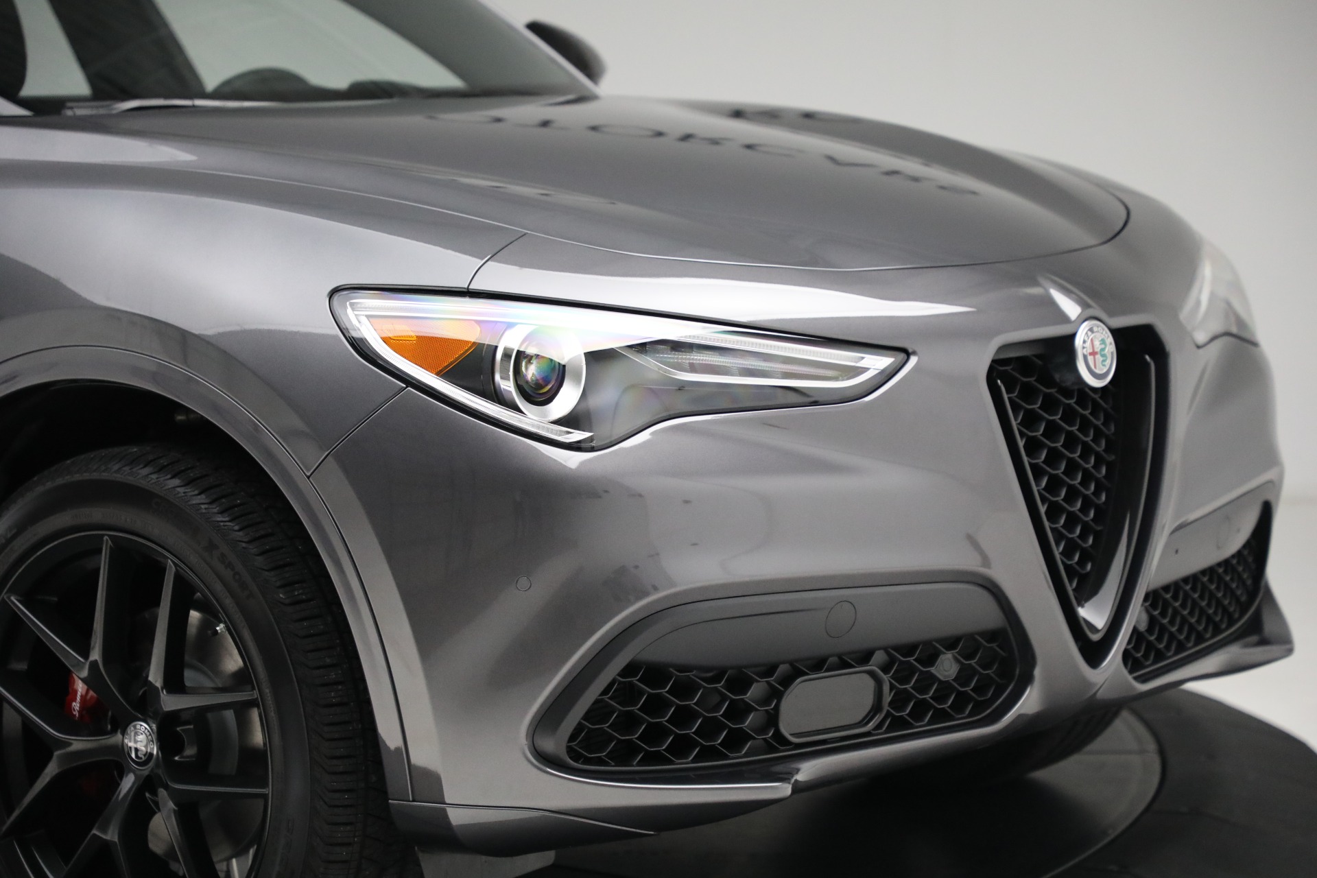 New-2021-Alfa-Romeo-Stelvio-Ti-Sport-Q4