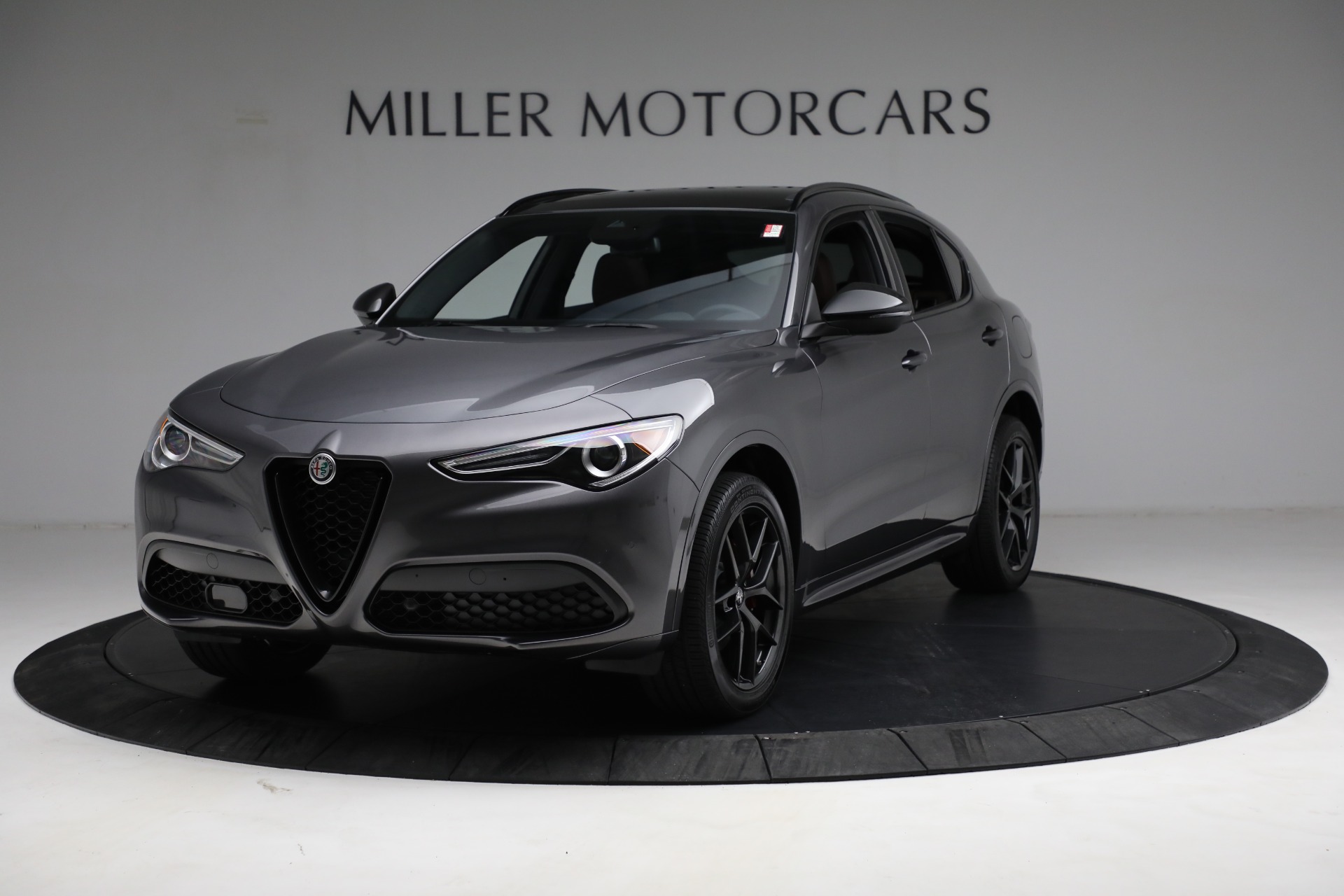 New-2021-Alfa-Romeo-Stelvio-Ti-Sport-Q4