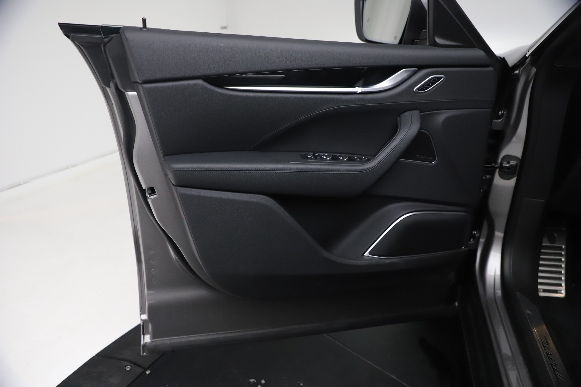 New-2021-Maserati-Levante-GranSport