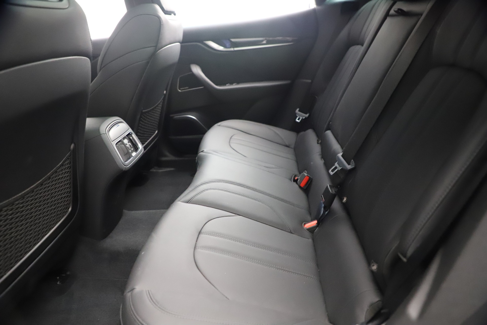 New-2021-Maserati-Levante-GranSport