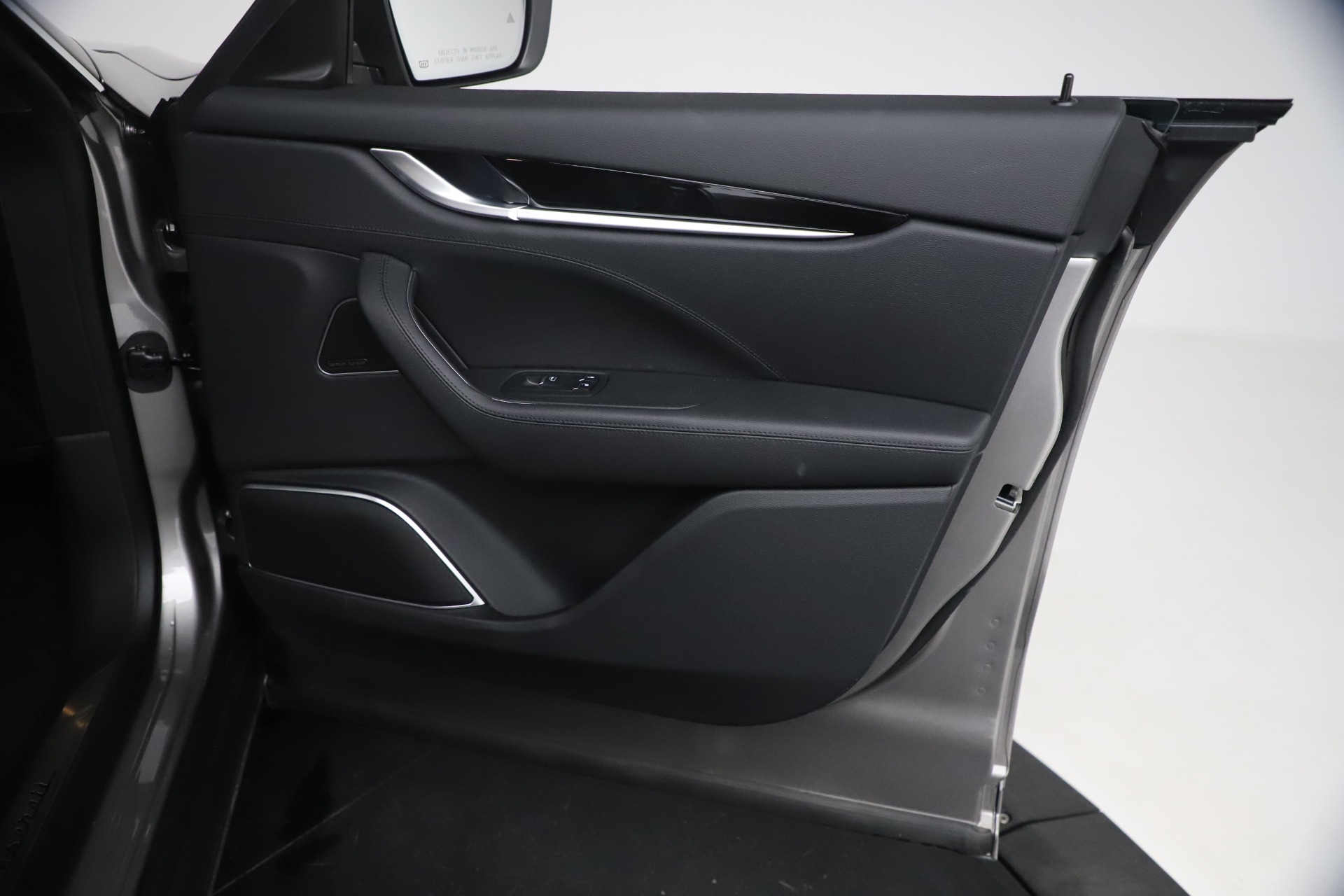 New-2021-Maserati-Levante-GranSport