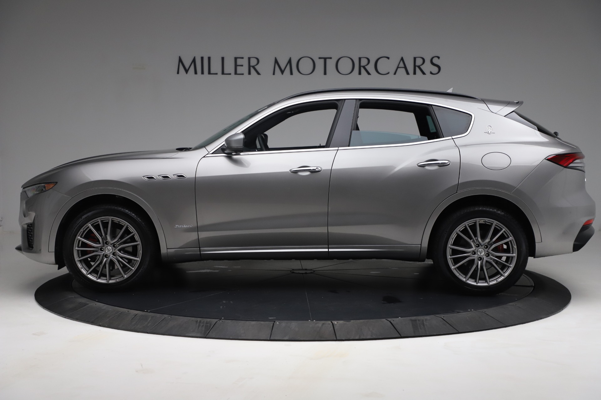 New-2021-Maserati-Levante-GranSport