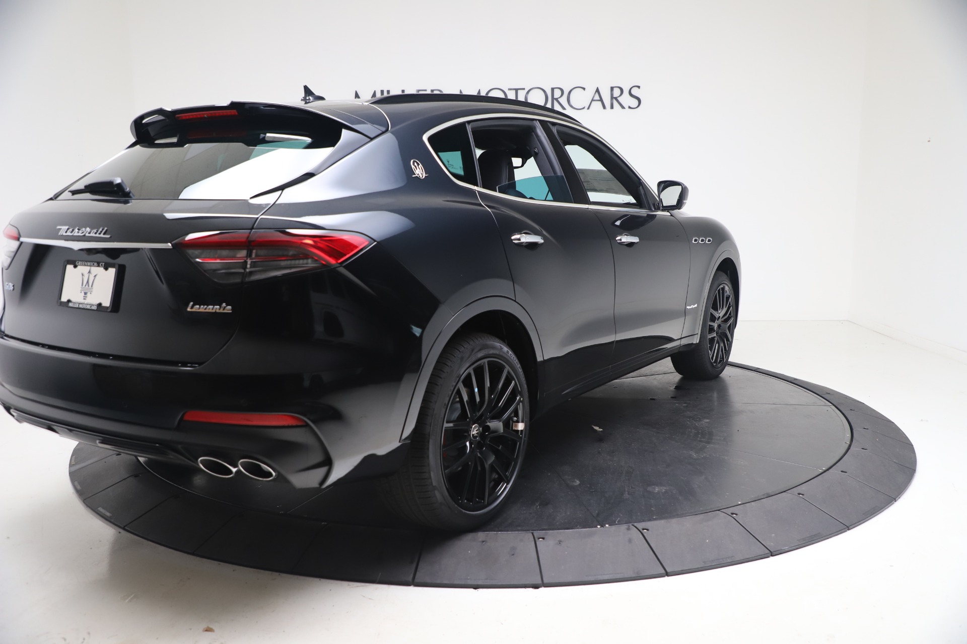 New-2021-Maserati-Levante-S-GranSport