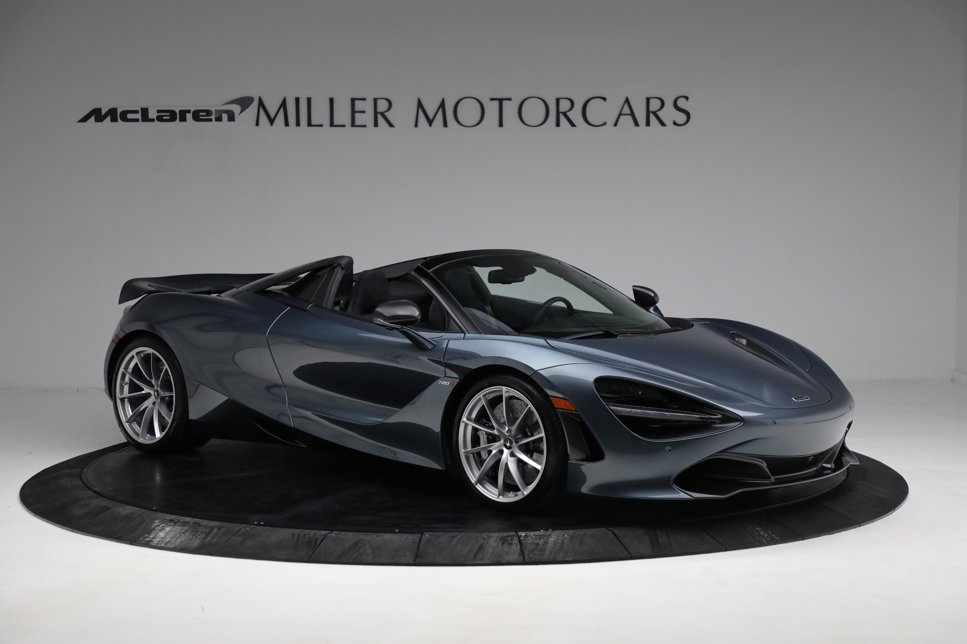 Used-2020-McLaren-720S-Spider