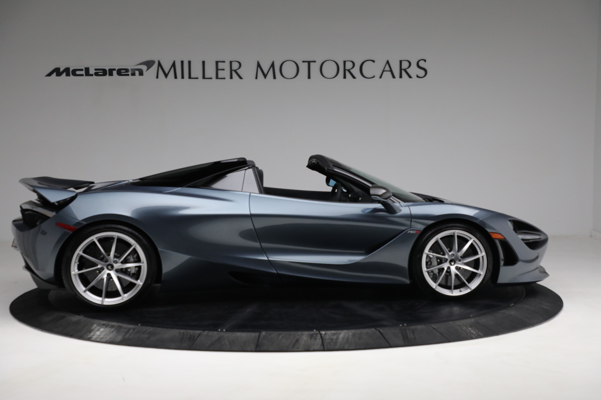 Used-2020-McLaren-720S-Spider