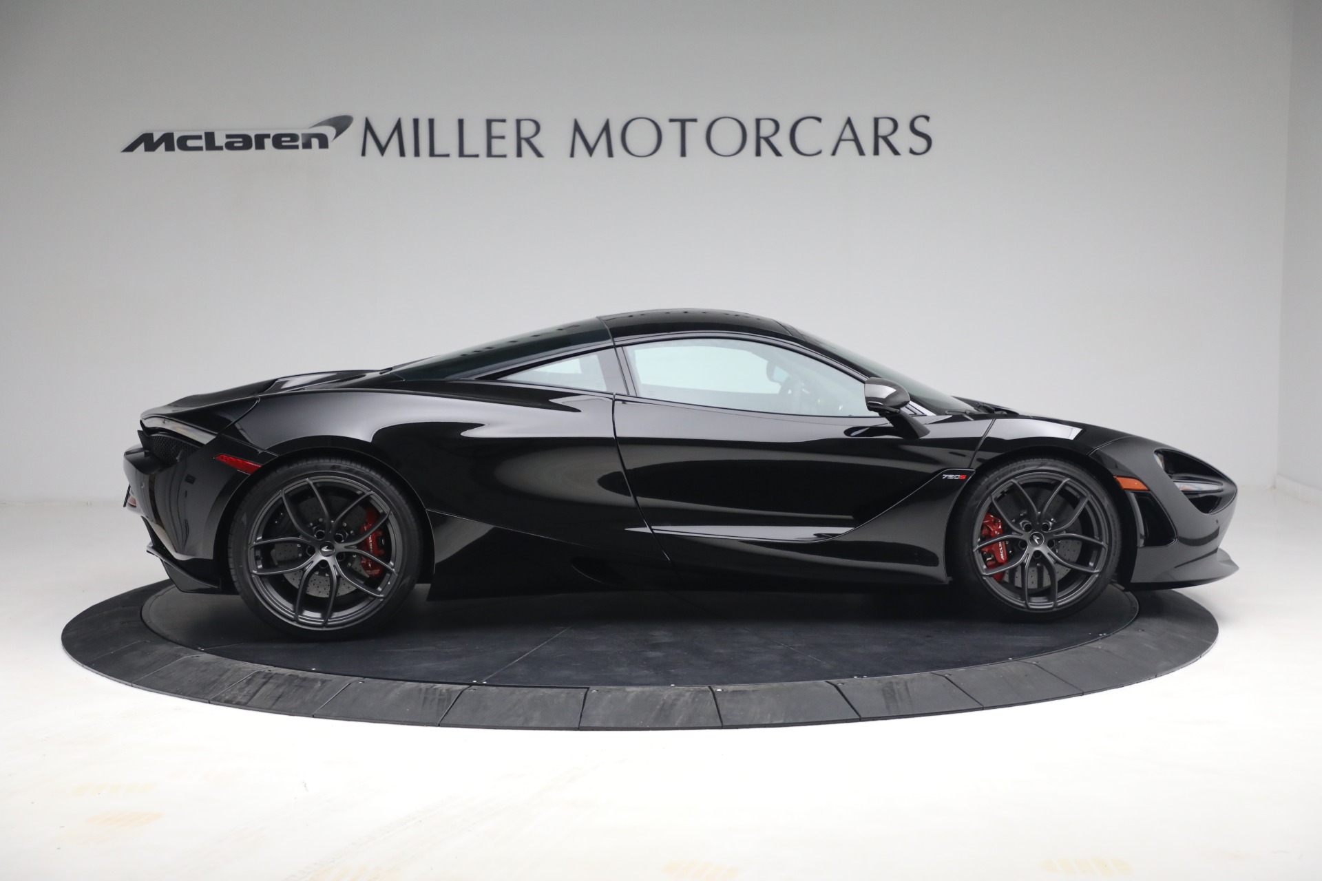 Used-2021-McLaren-720S-Performance