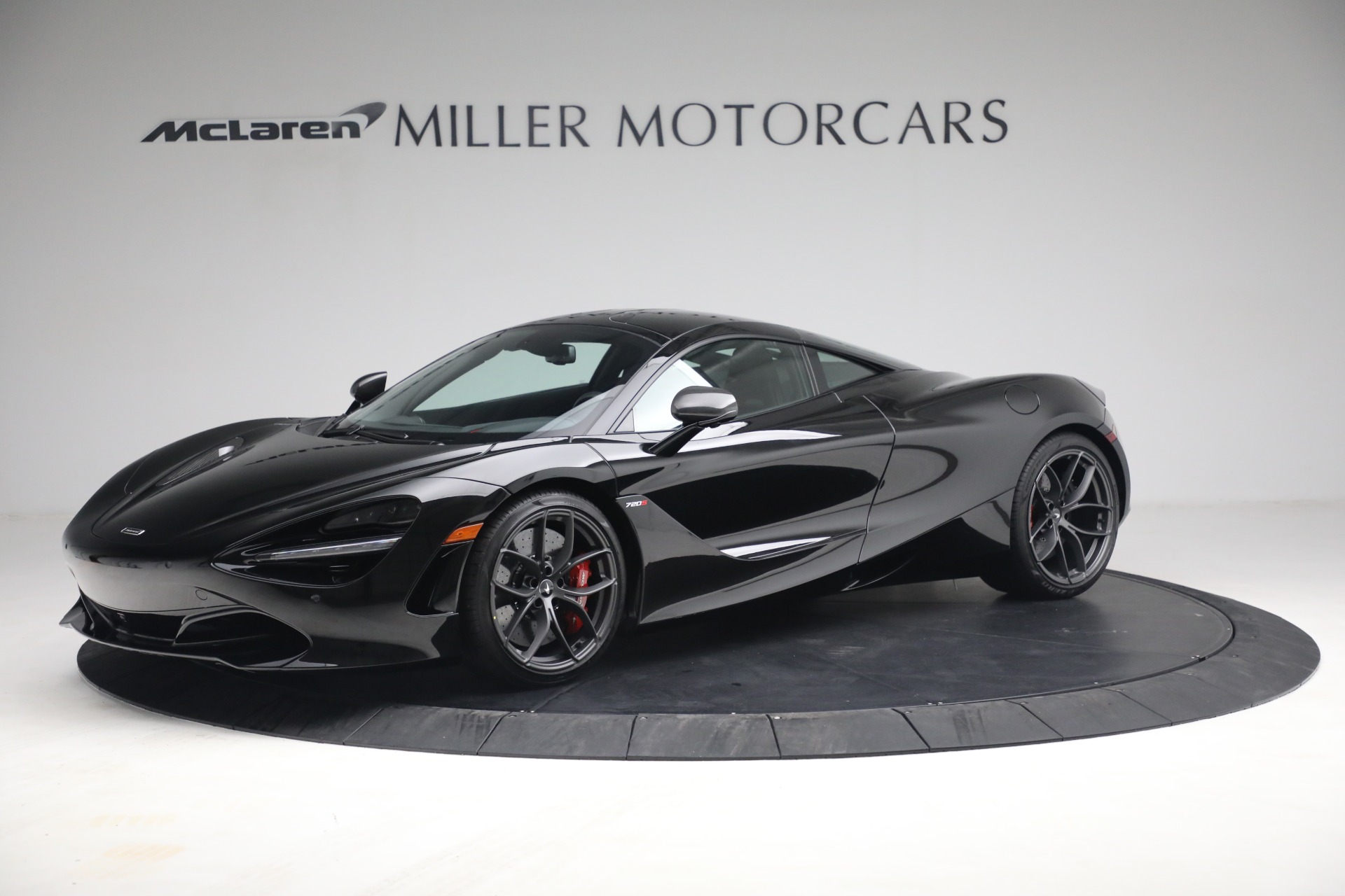 Used-2021-McLaren-720S-Performance