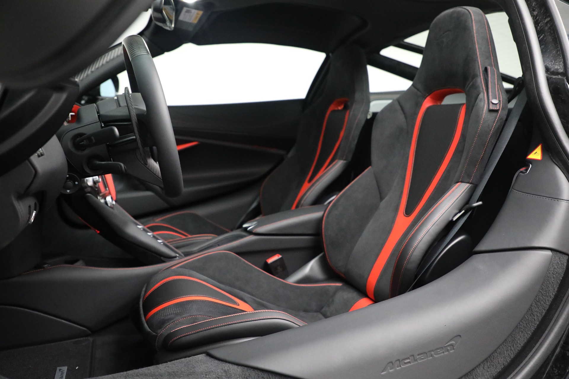 Used-2021-McLaren-720S-Performance