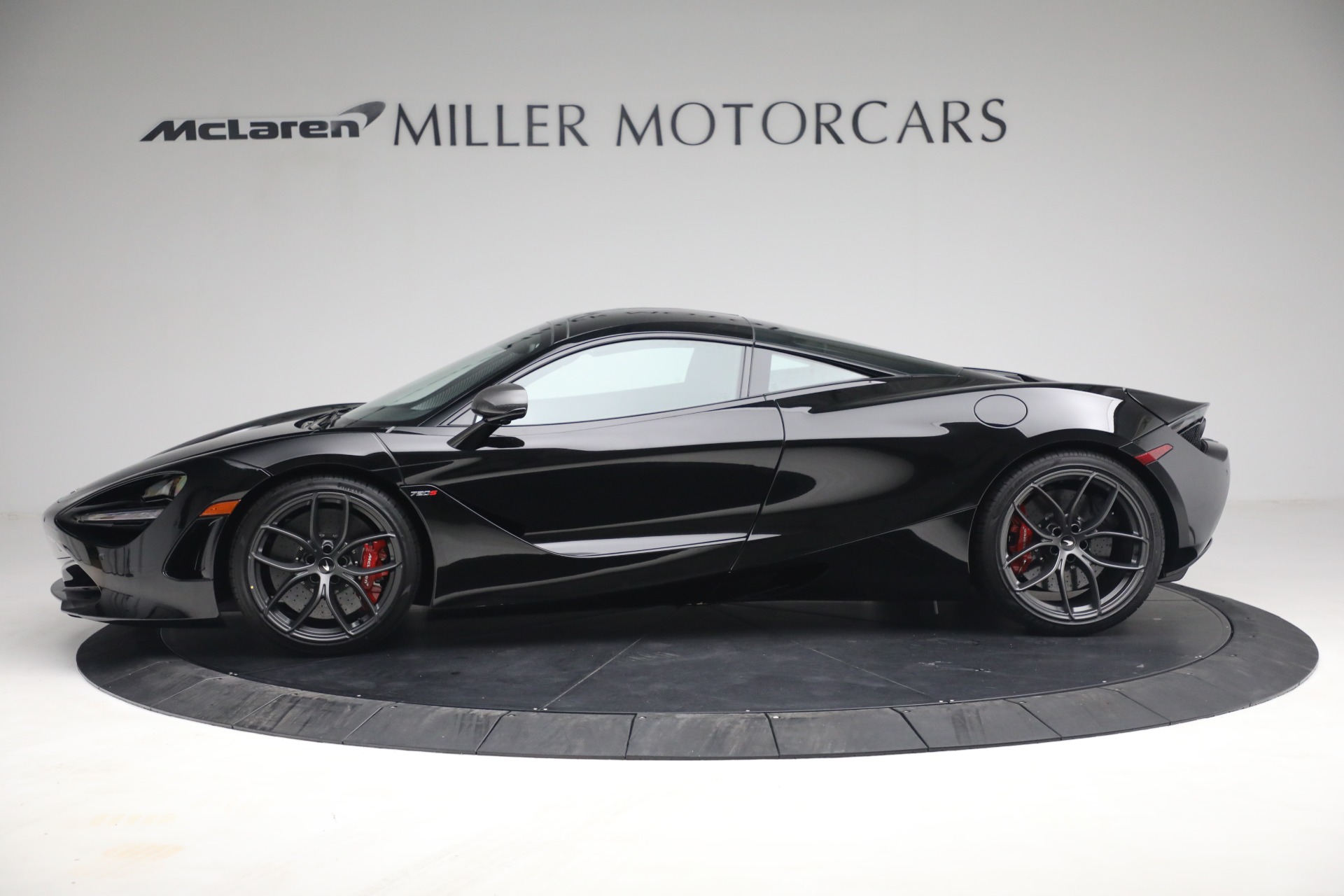 Used-2021-McLaren-720S-Performance