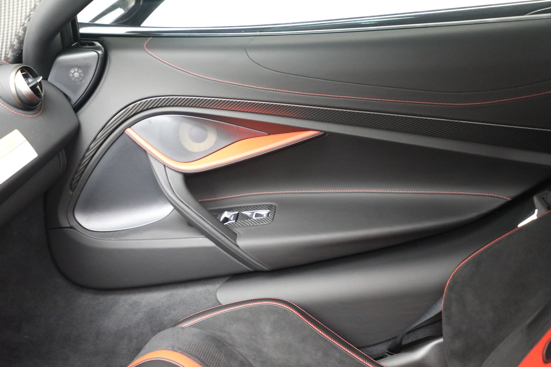 Used-2021-McLaren-720S-Performance