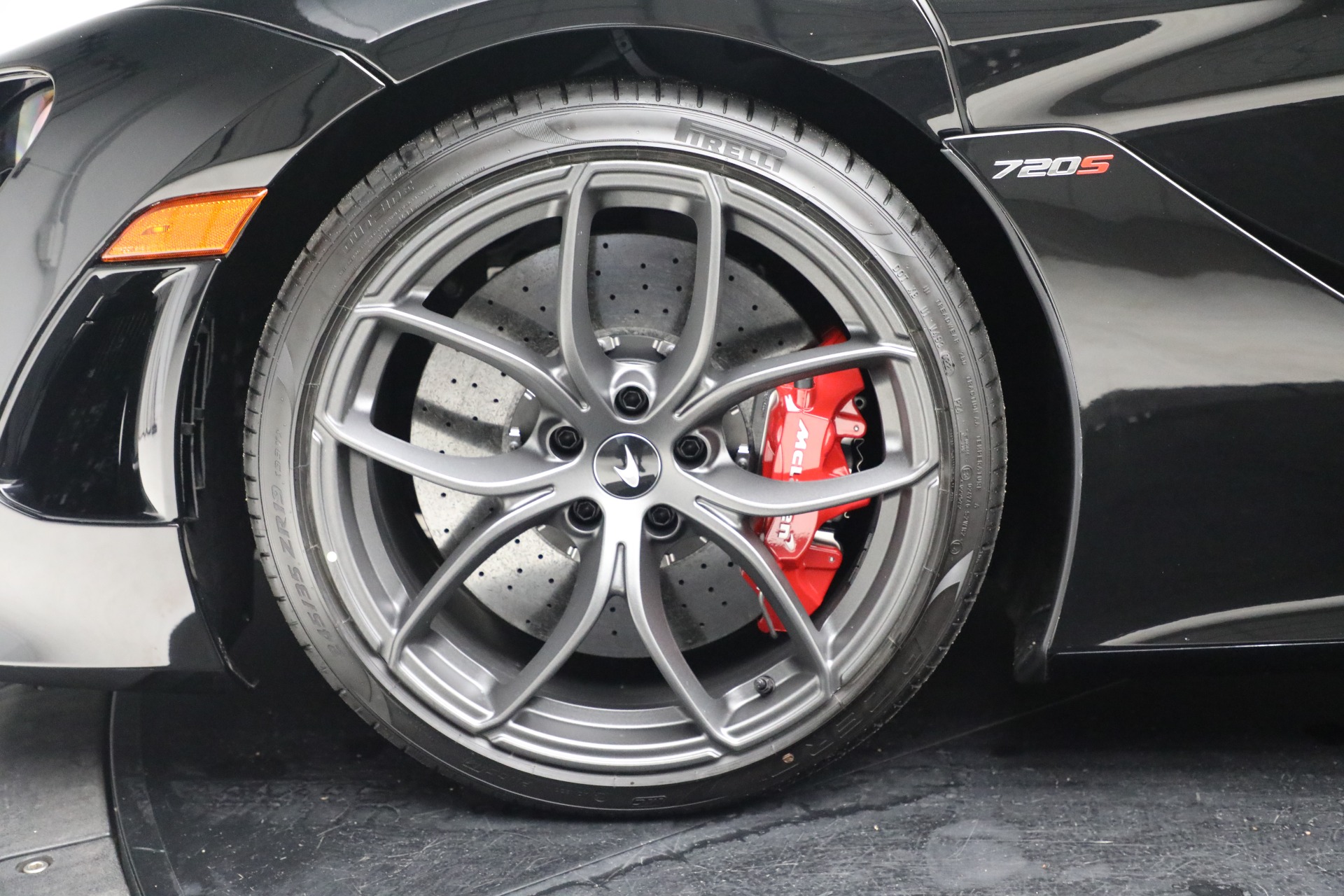 Used-2021-McLaren-720S-Performance