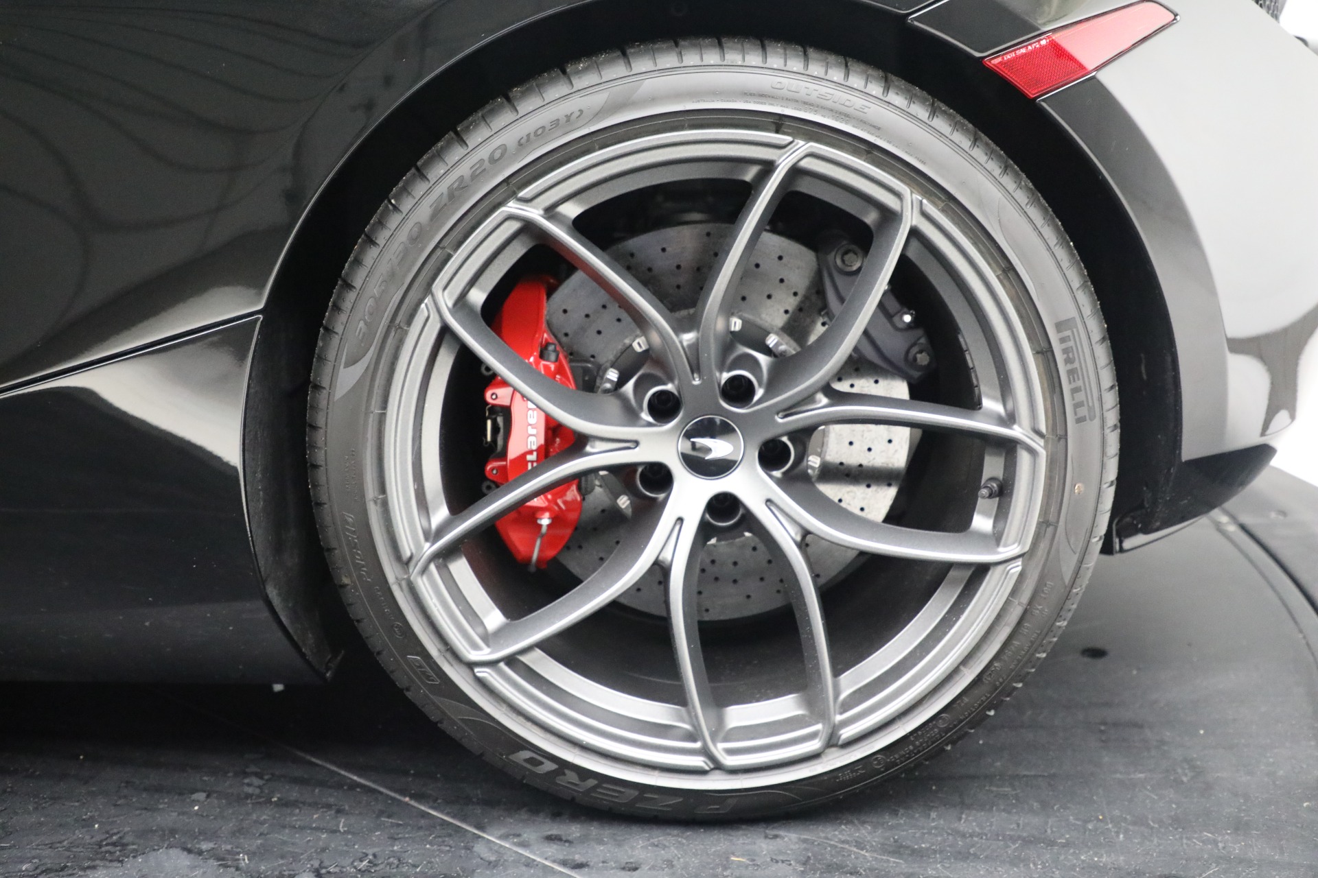 Used-2021-McLaren-720S-Performance