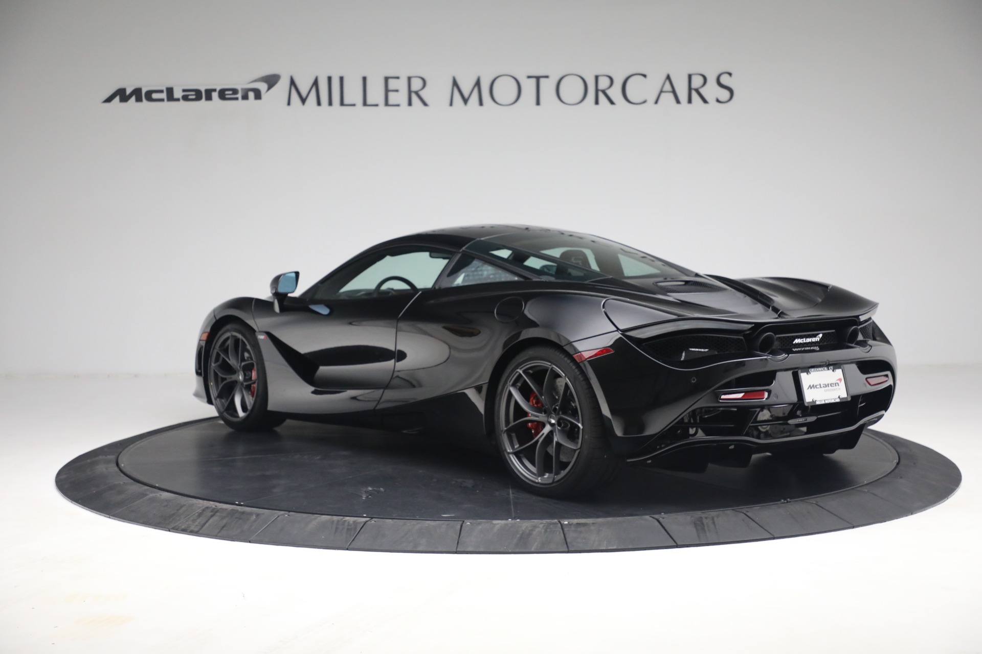 Used-2021-McLaren-720S-Performance