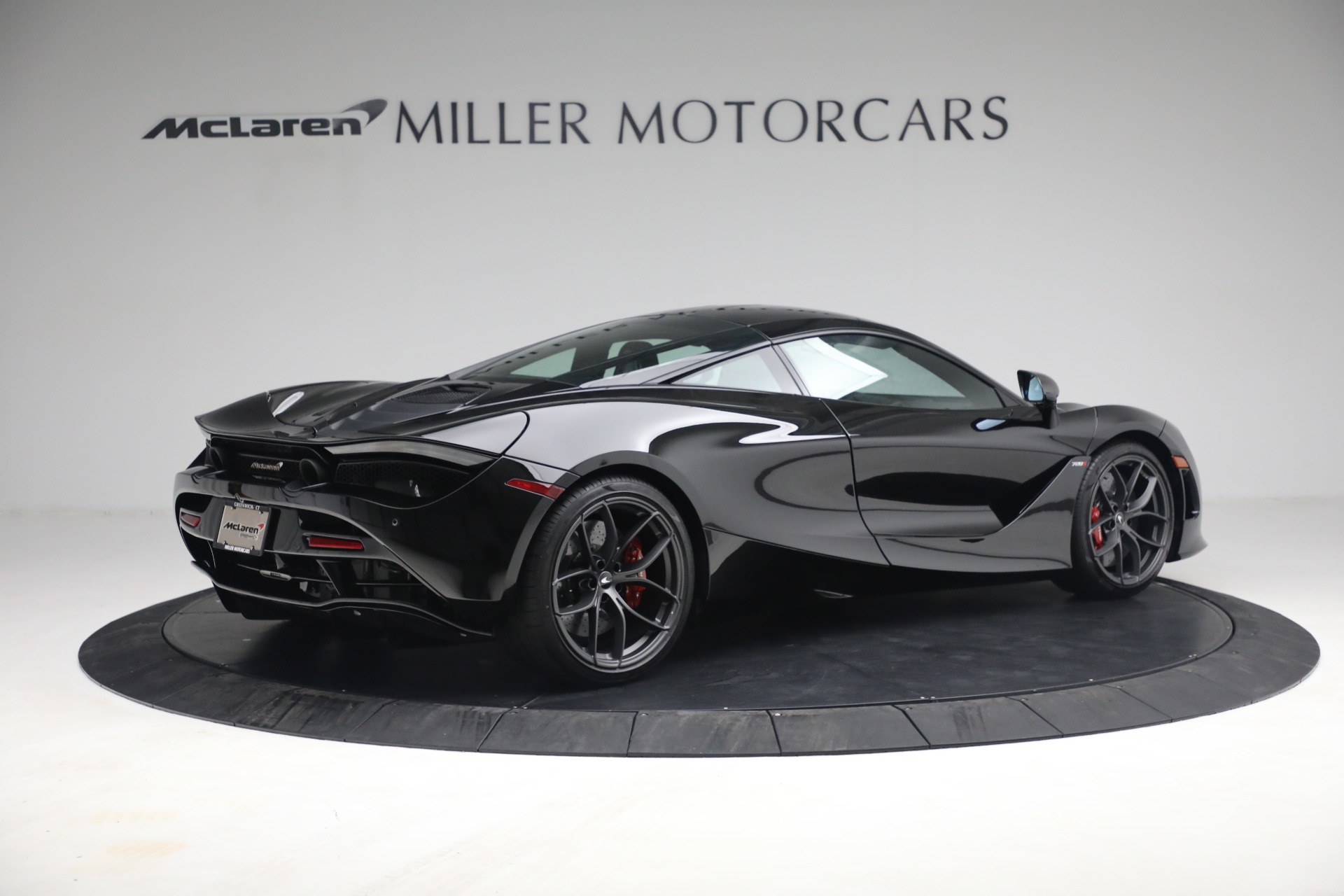 Used-2021-McLaren-720S-Performance