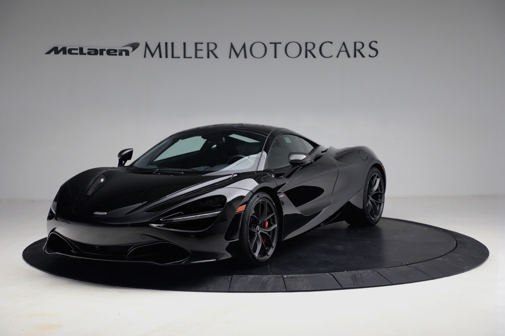 Used-2021-McLaren-720S-Performance