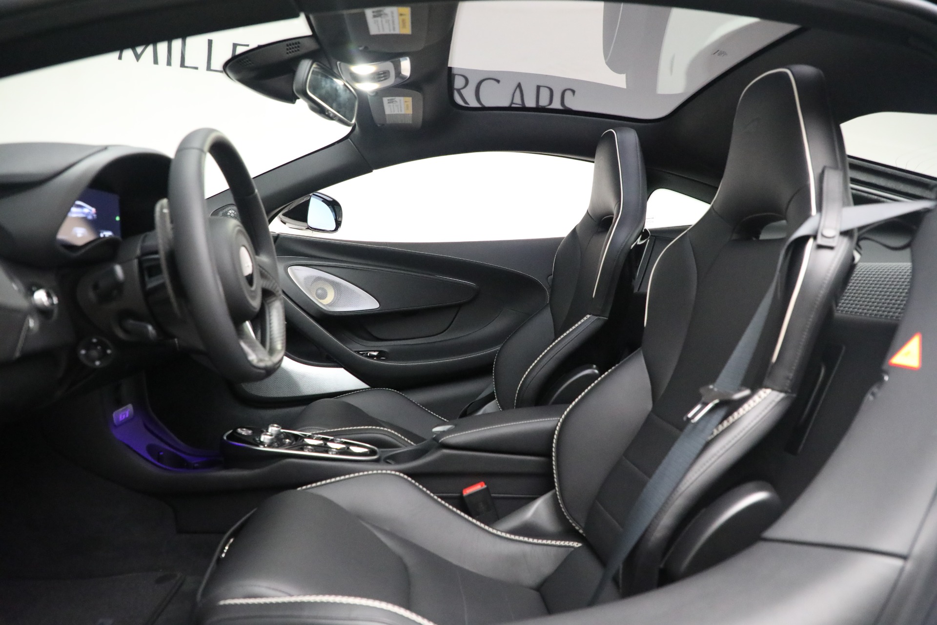 Used-2021-McLaren-GT-Luxe