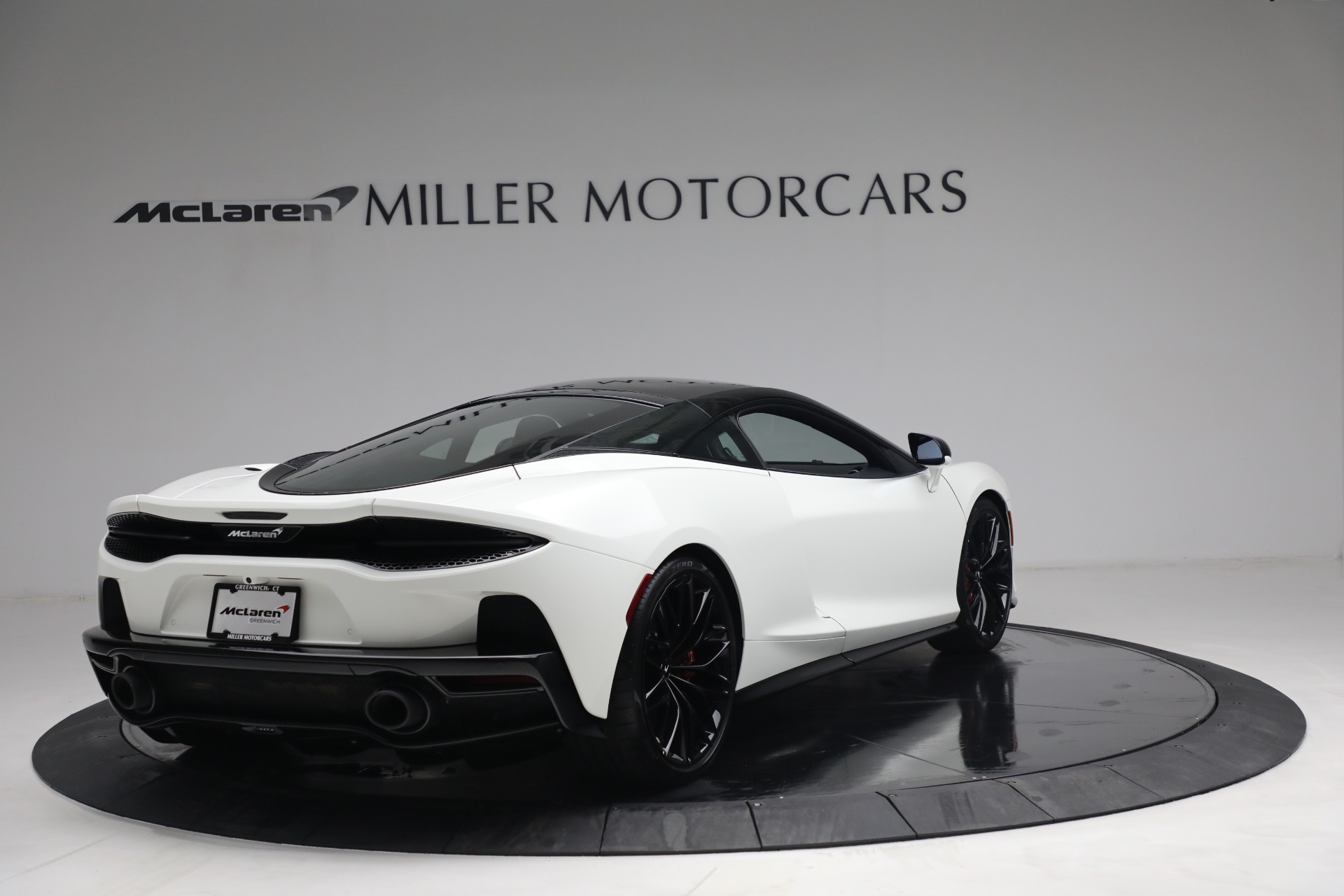 Used-2021-McLaren-GT-Luxe