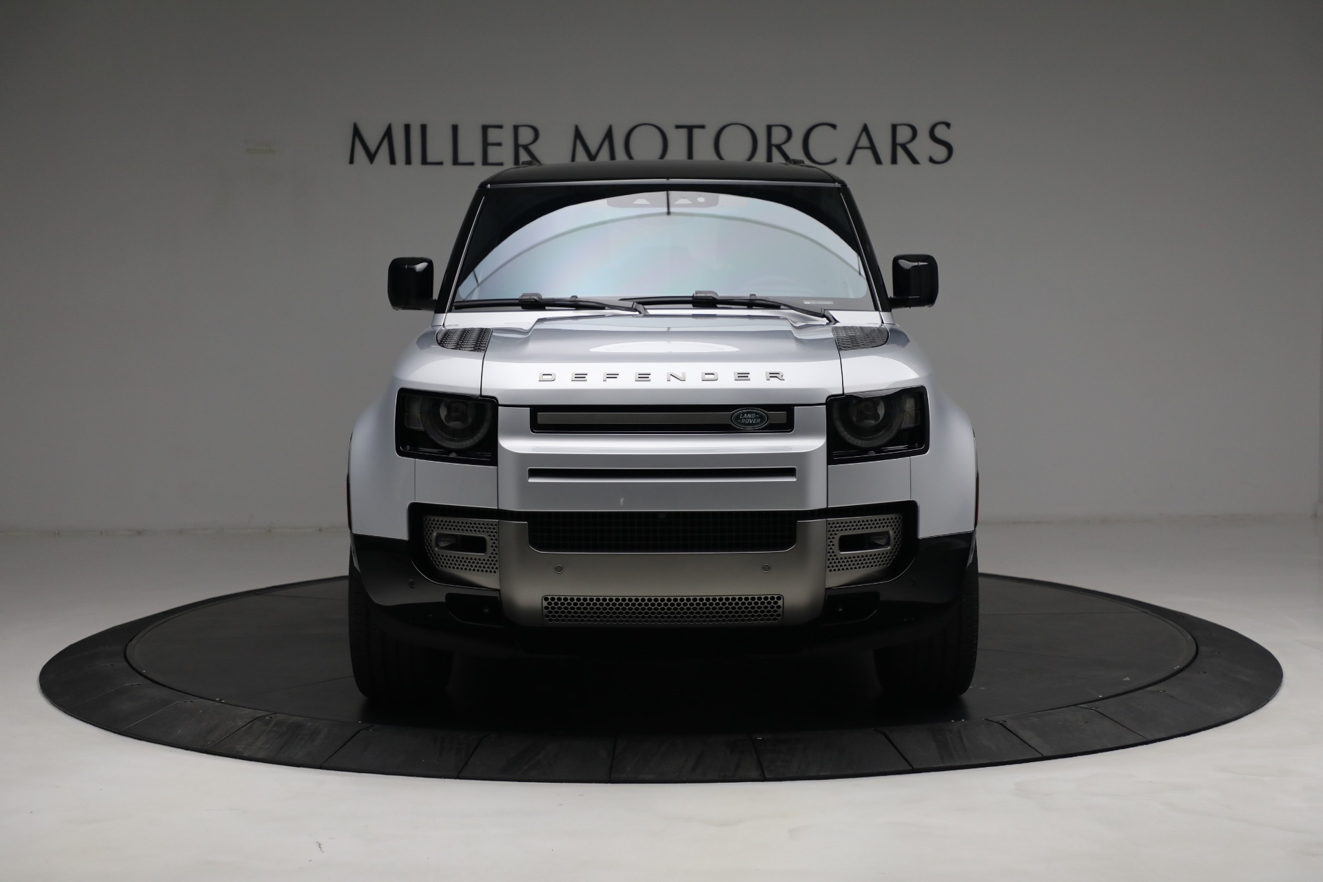 Used-2021-Land-Rover-Defender-90-X-Dynamic-S