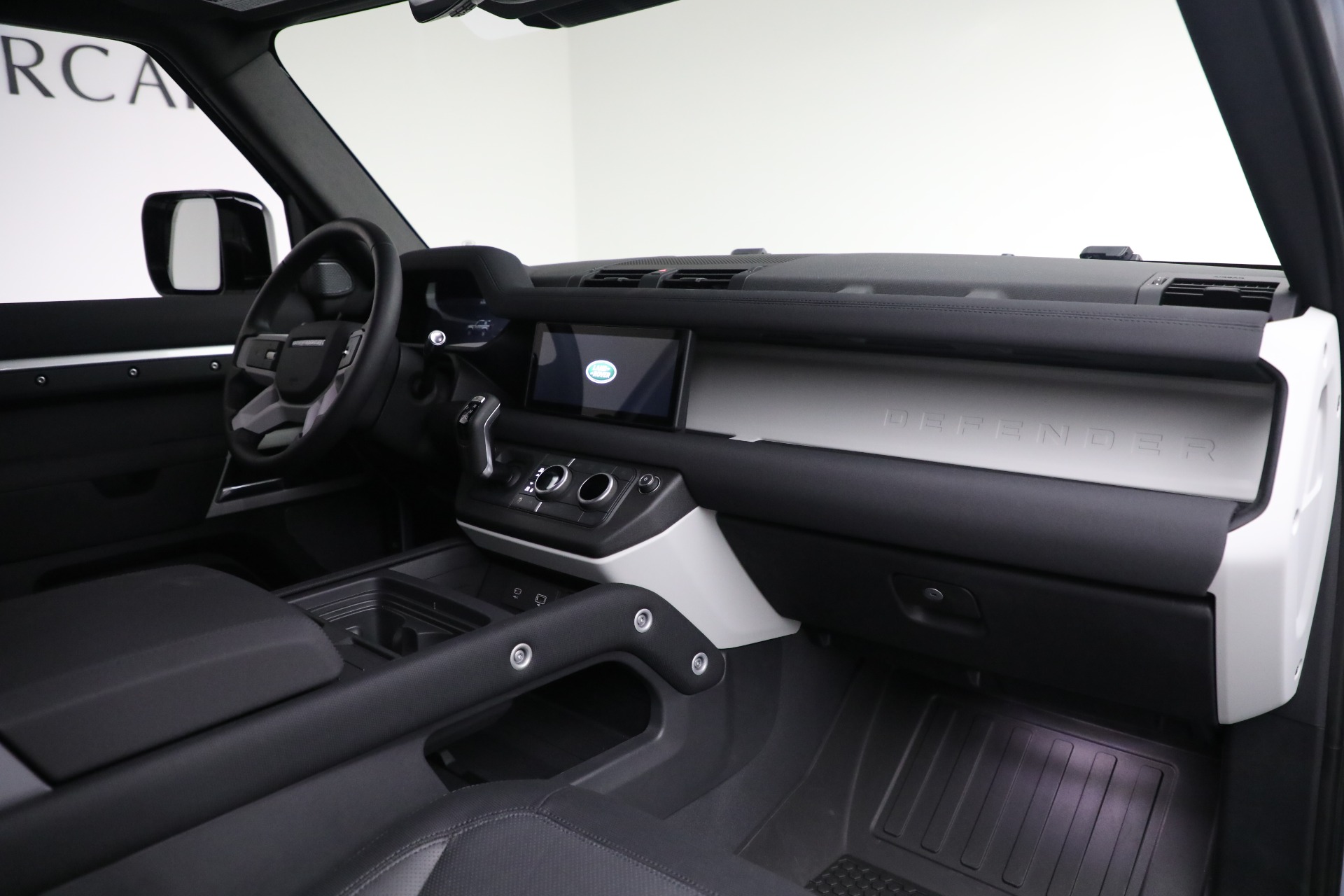 Used-2021-Land-Rover-Defender-90-X-Dynamic-S