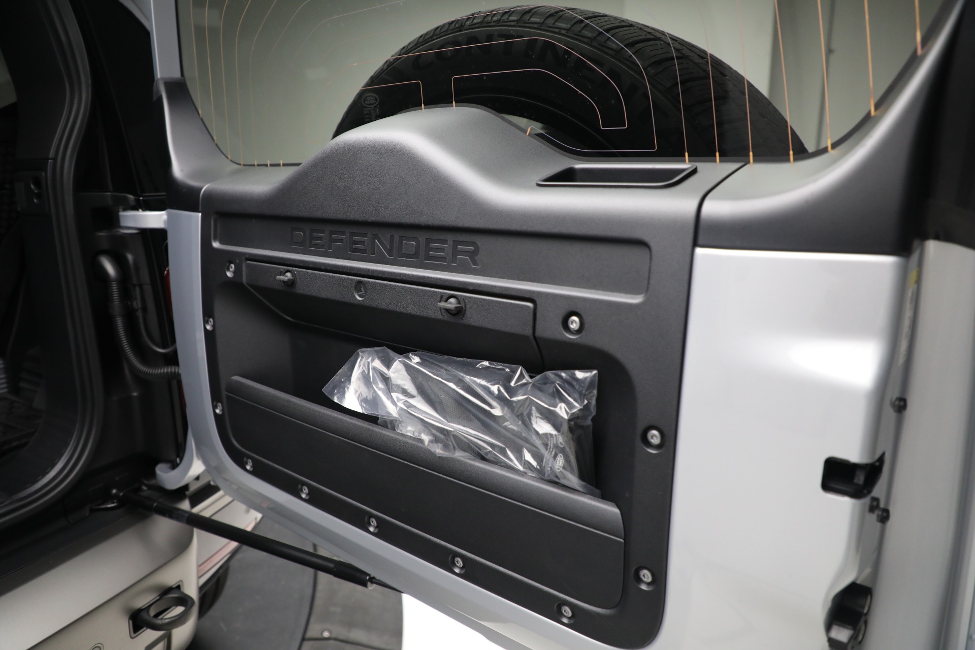 Used-2021-Land-Rover-Defender-90-X-Dynamic-S