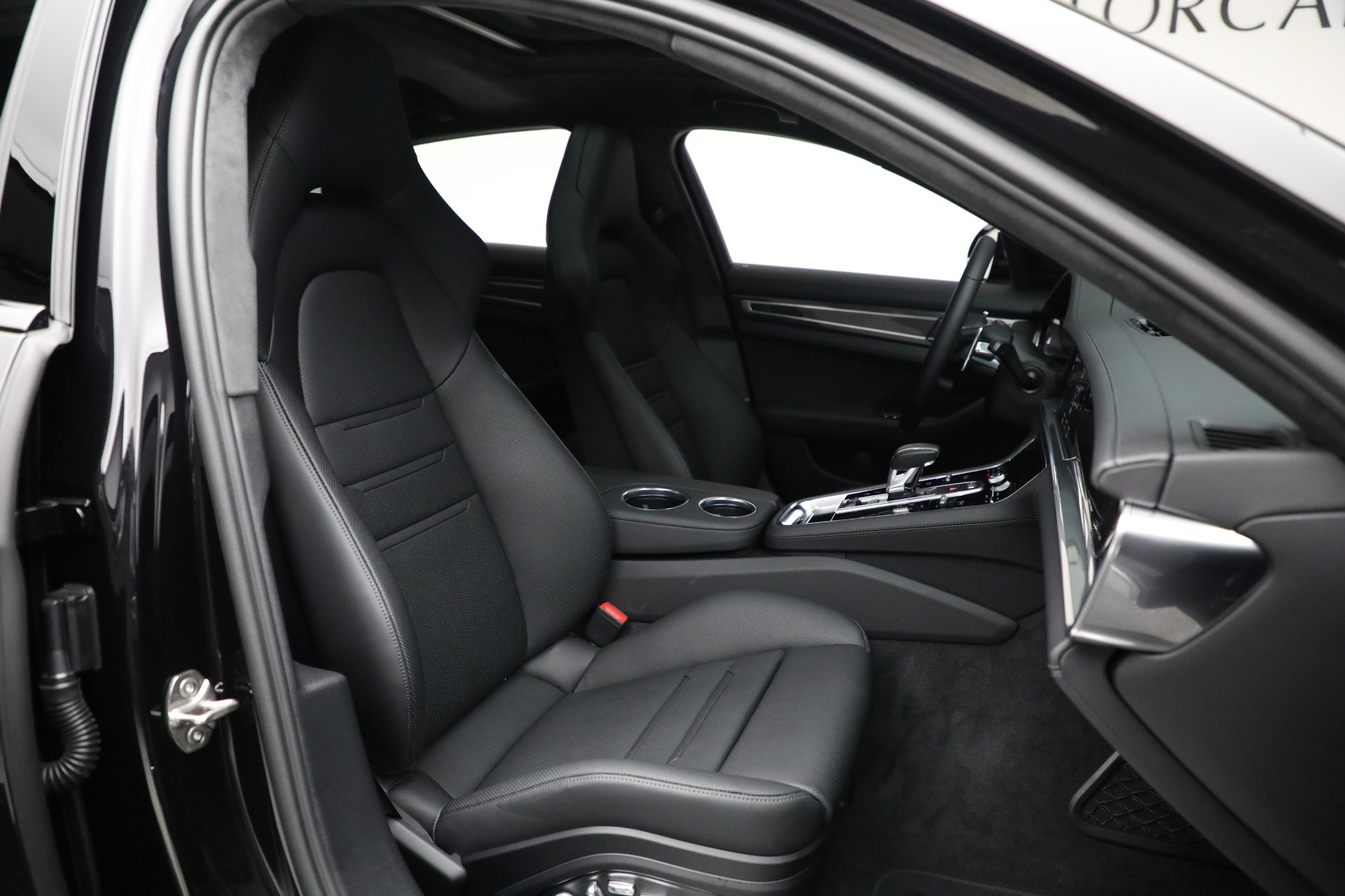 Used-2021-Porsche-Panamera-Turbo-S