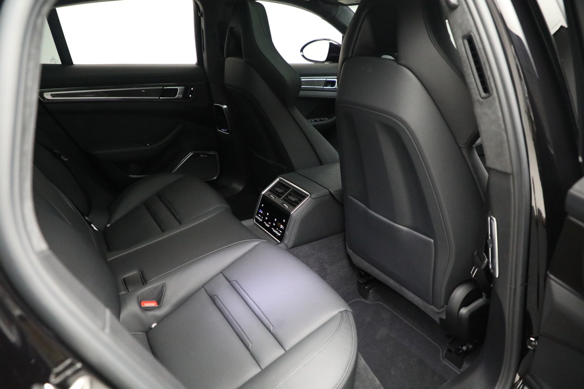 Used-2021-Porsche-Panamera-Turbo-S