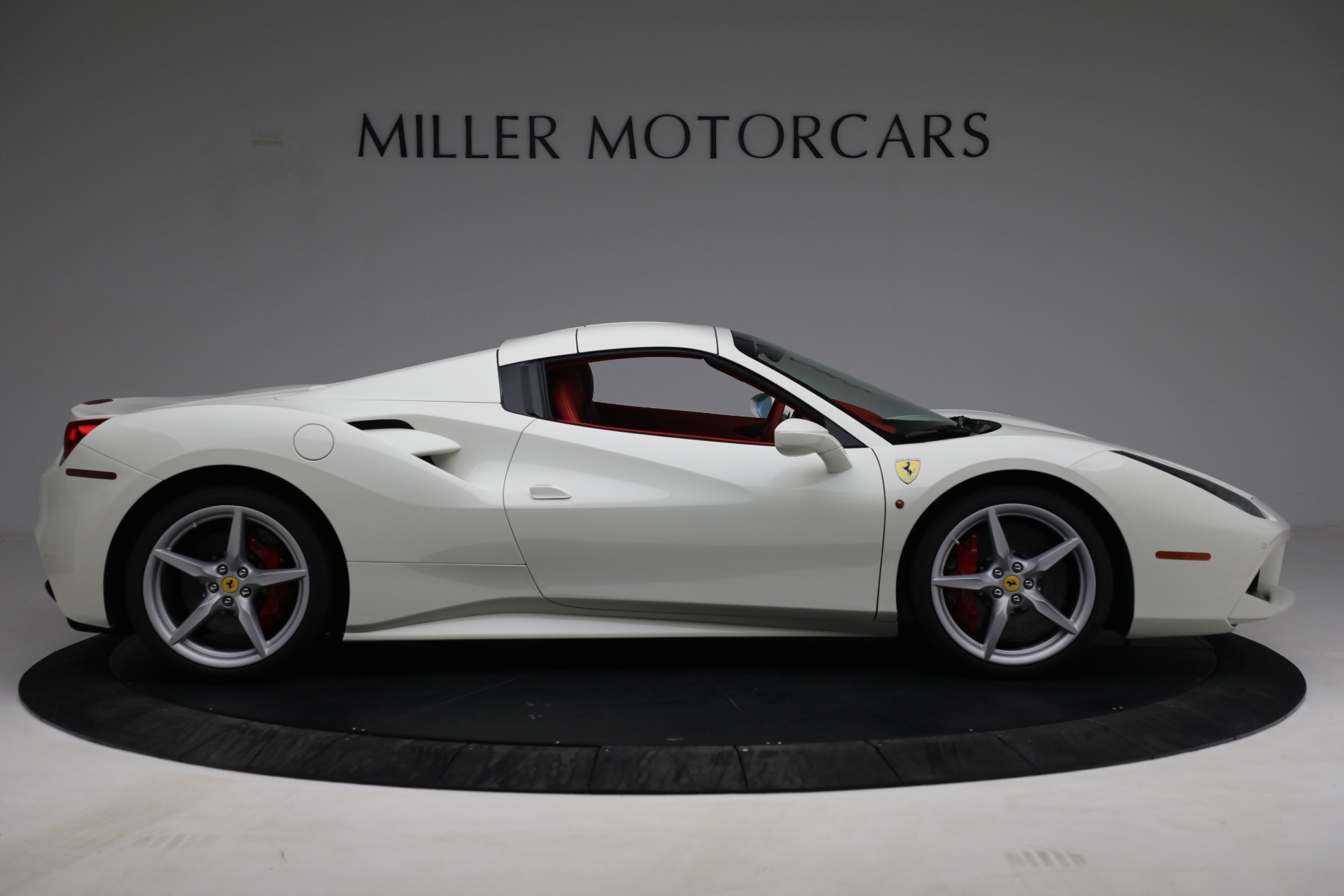 Used-2017-Ferrari-488-Spider
