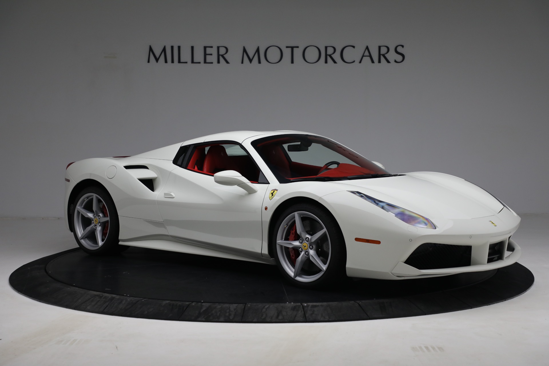 Used-2017-Ferrari-488-Spider