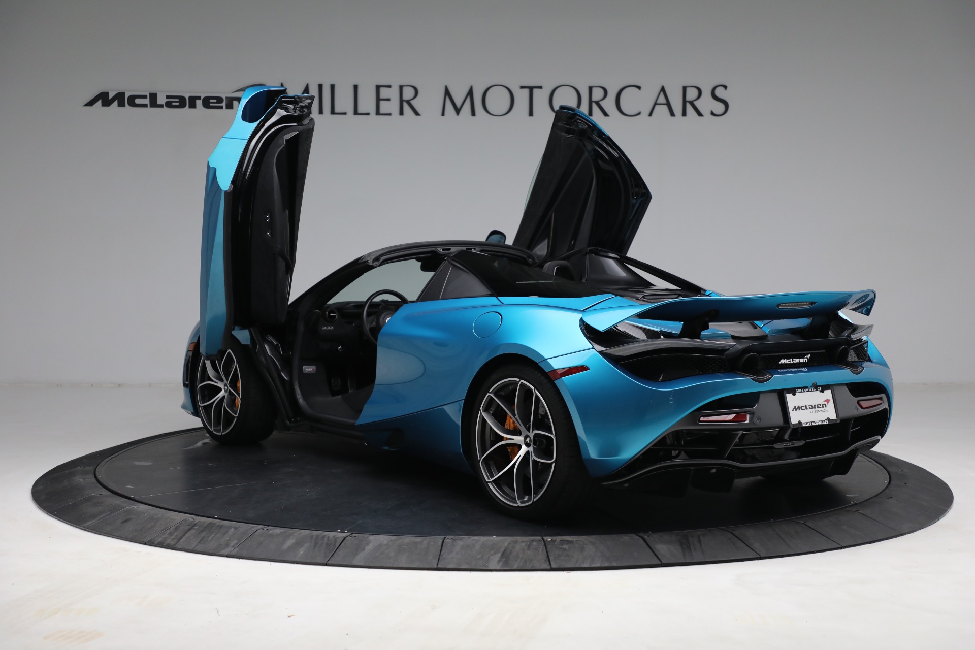 Used-2020-McLaren-720S-Spider
