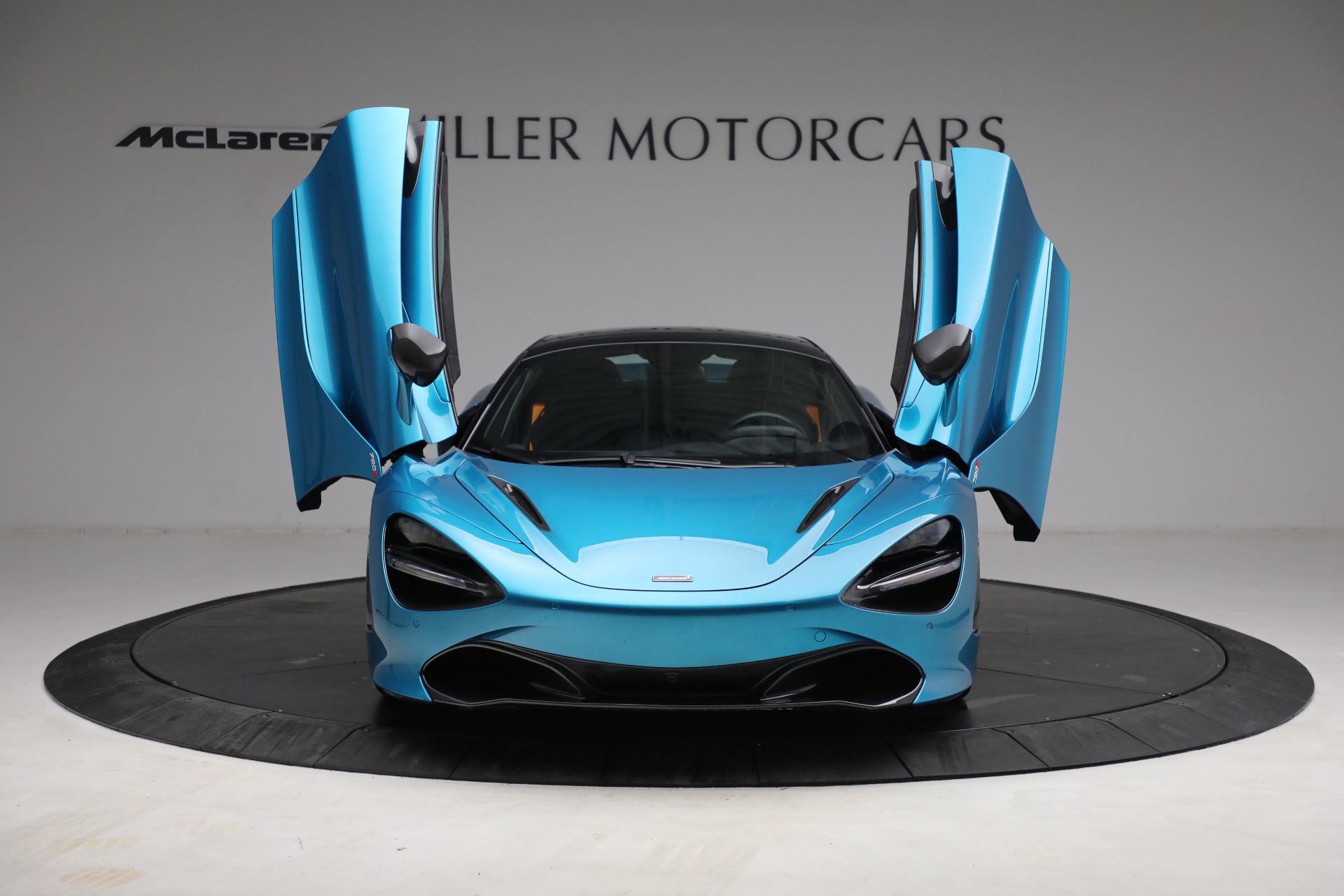 Used-2020-McLaren-720S-Spider