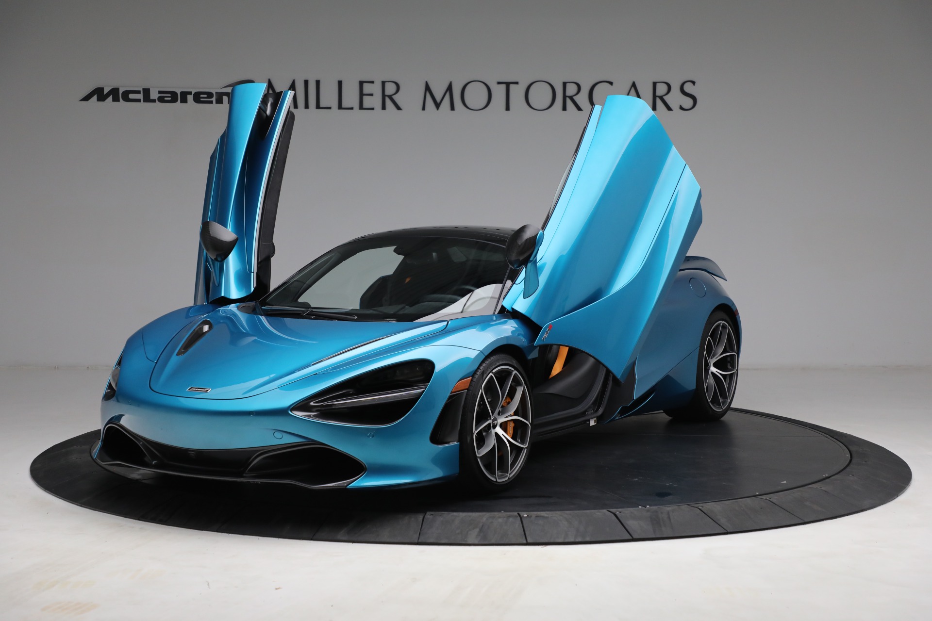 Used-2020-McLaren-720S-Spider