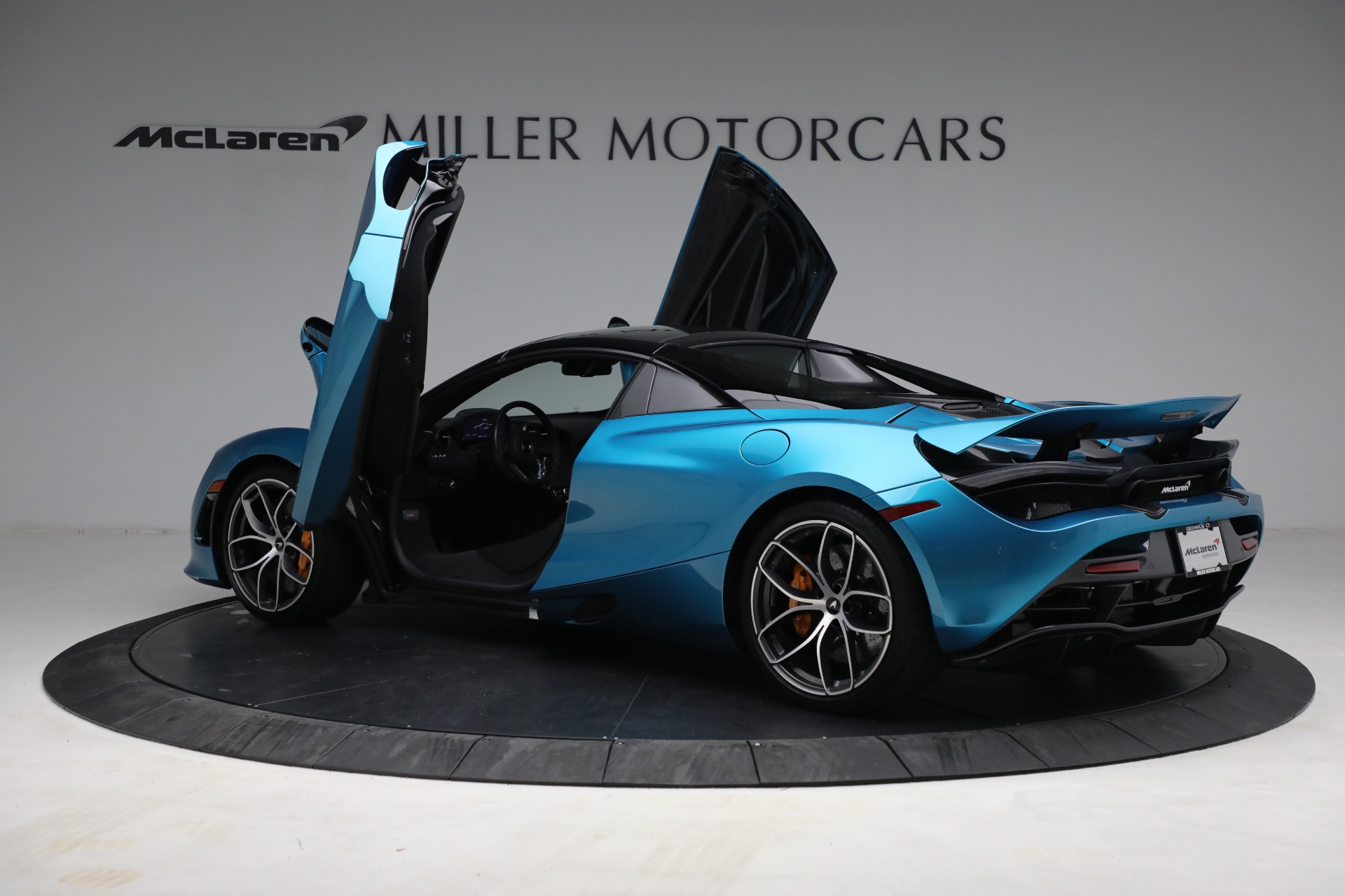 Used-2020-McLaren-720S-Spider