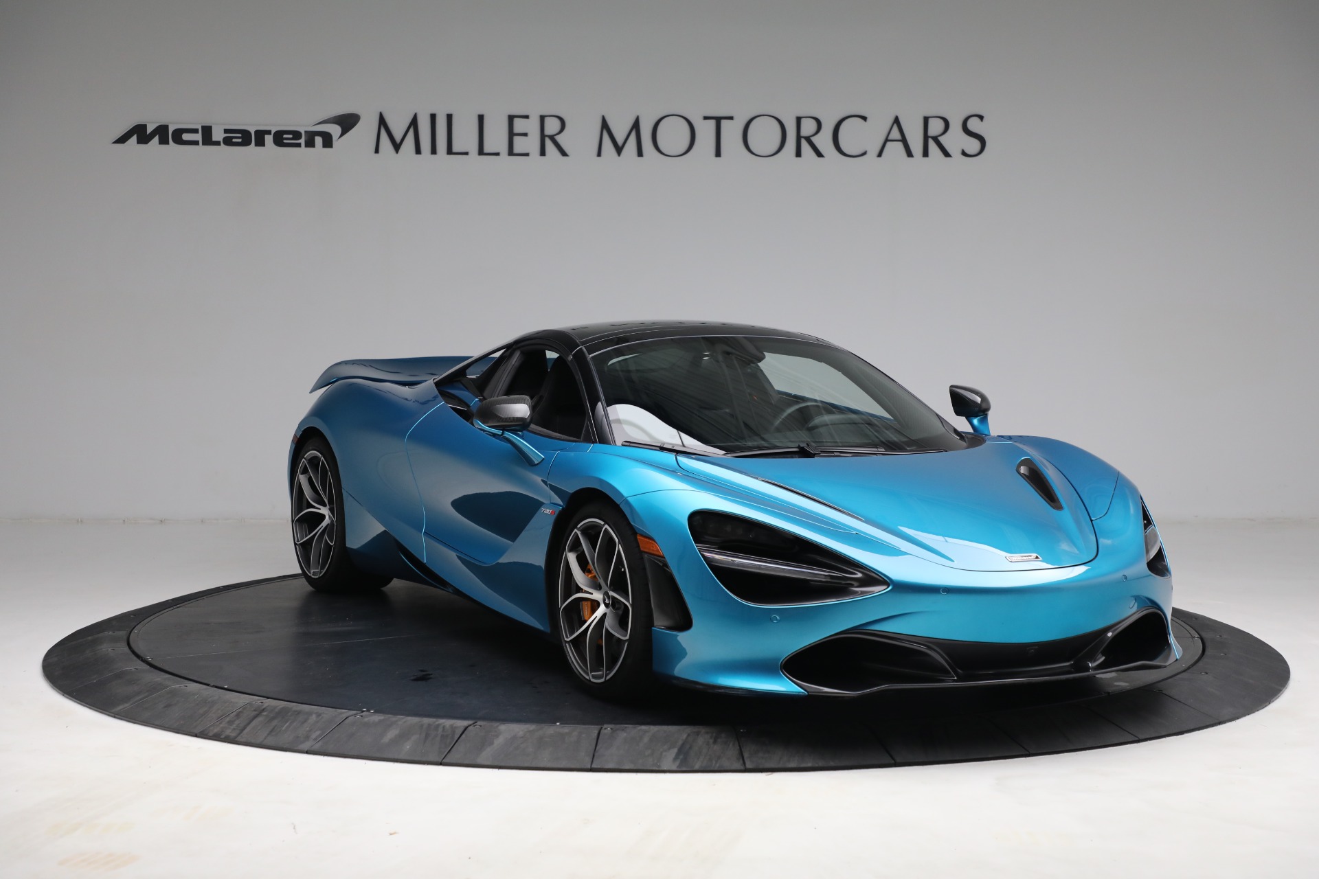 Used-2020-McLaren-720S-Spider