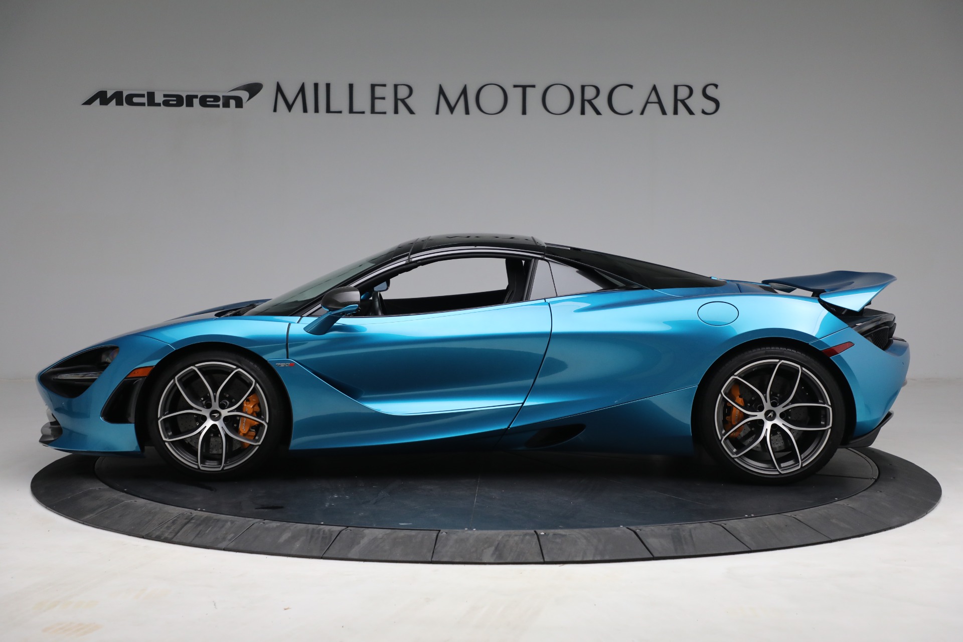 Used-2020-McLaren-720S-Spider