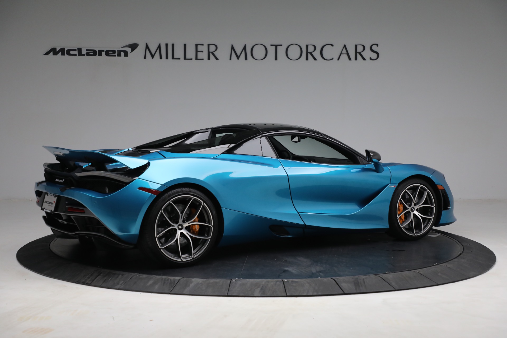 Used-2020-McLaren-720S-Spider