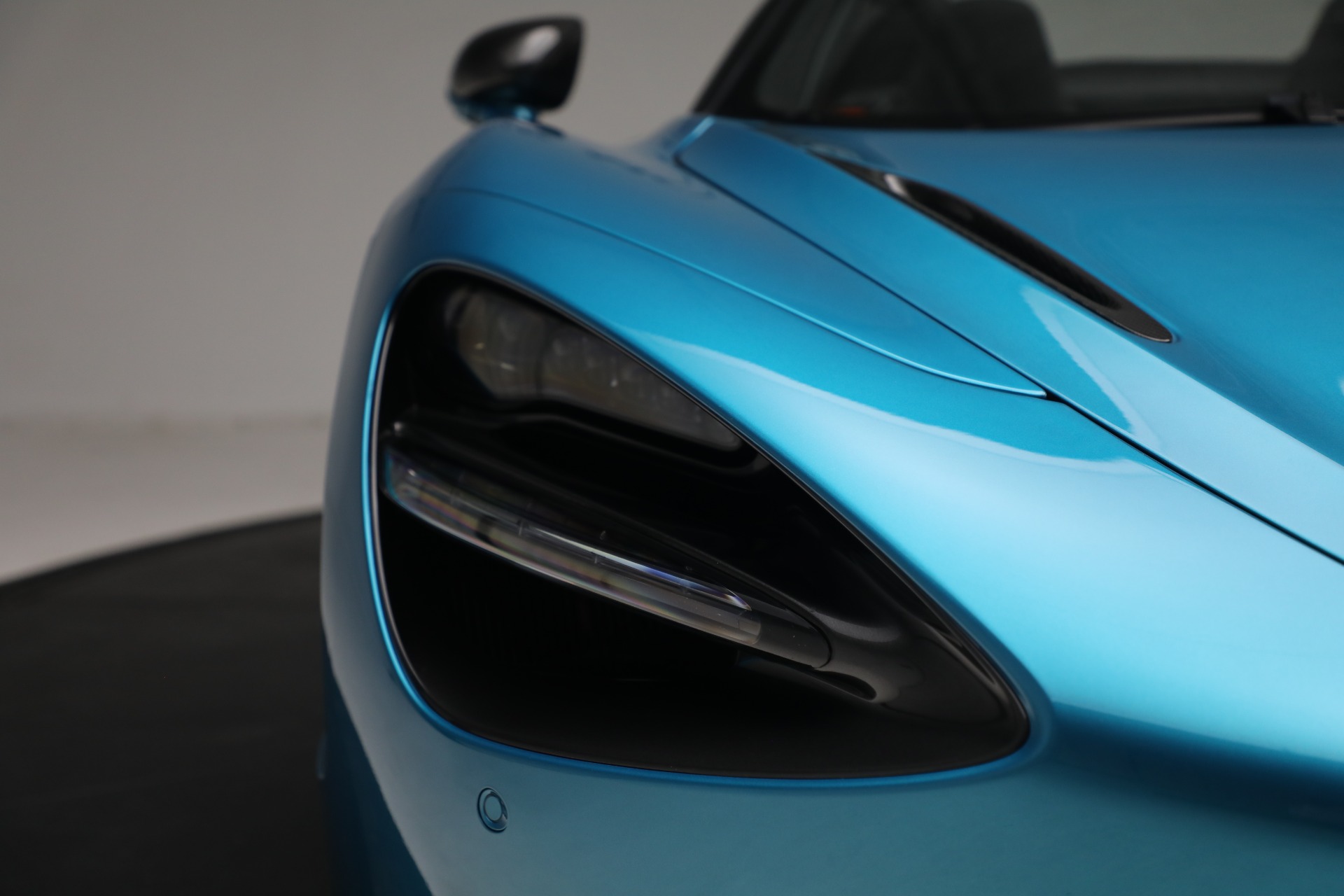 Used-2020-McLaren-720S-Spider