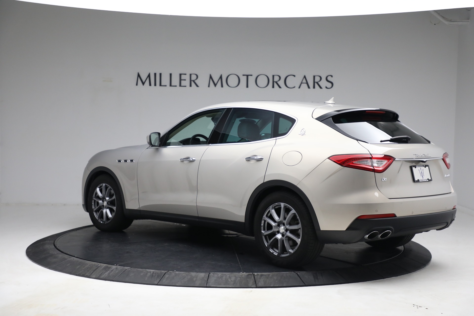 Used-2018-Maserati-Levante