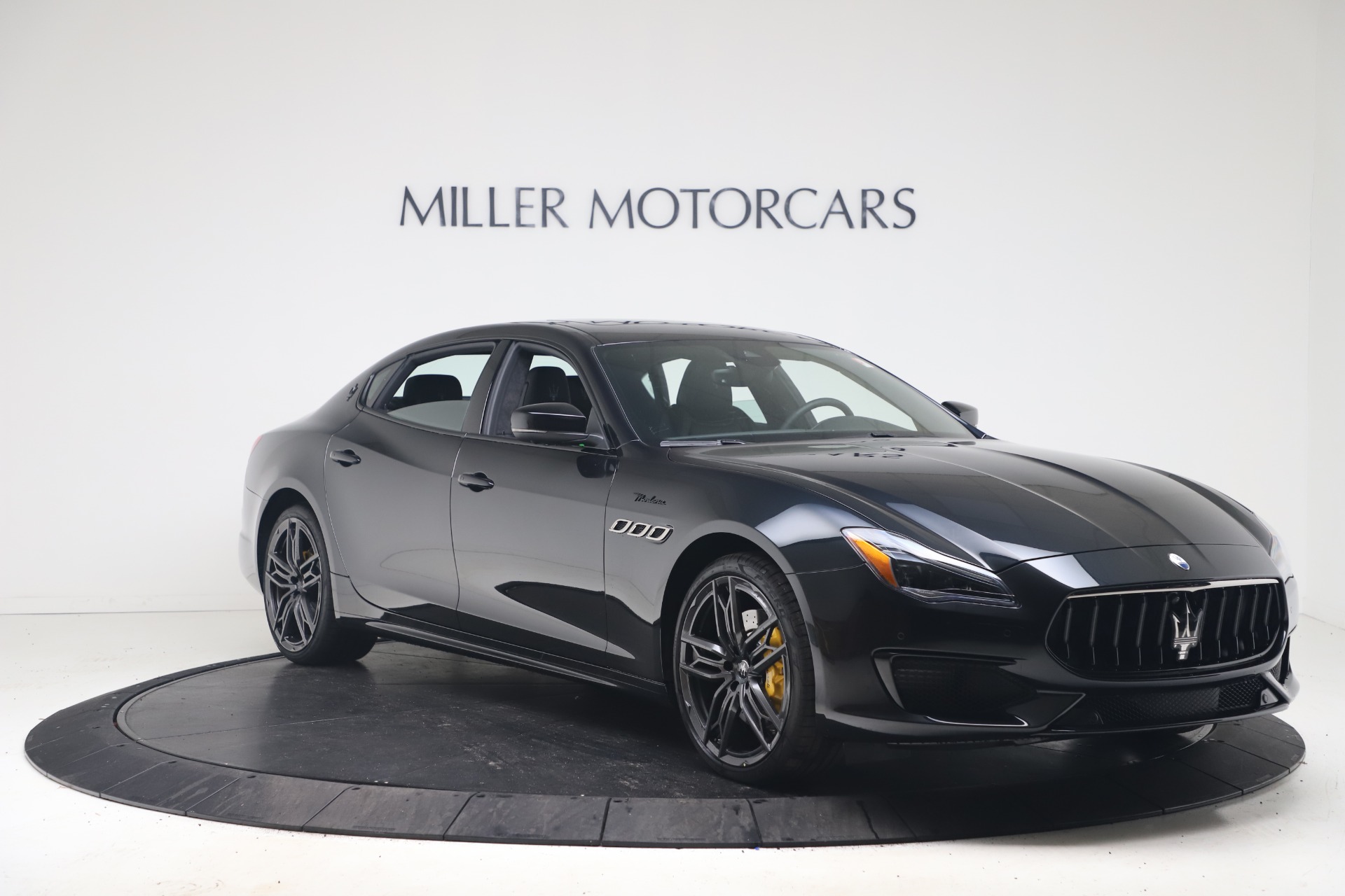 New-2022-Maserati-Quattroporte-Modena-Q4