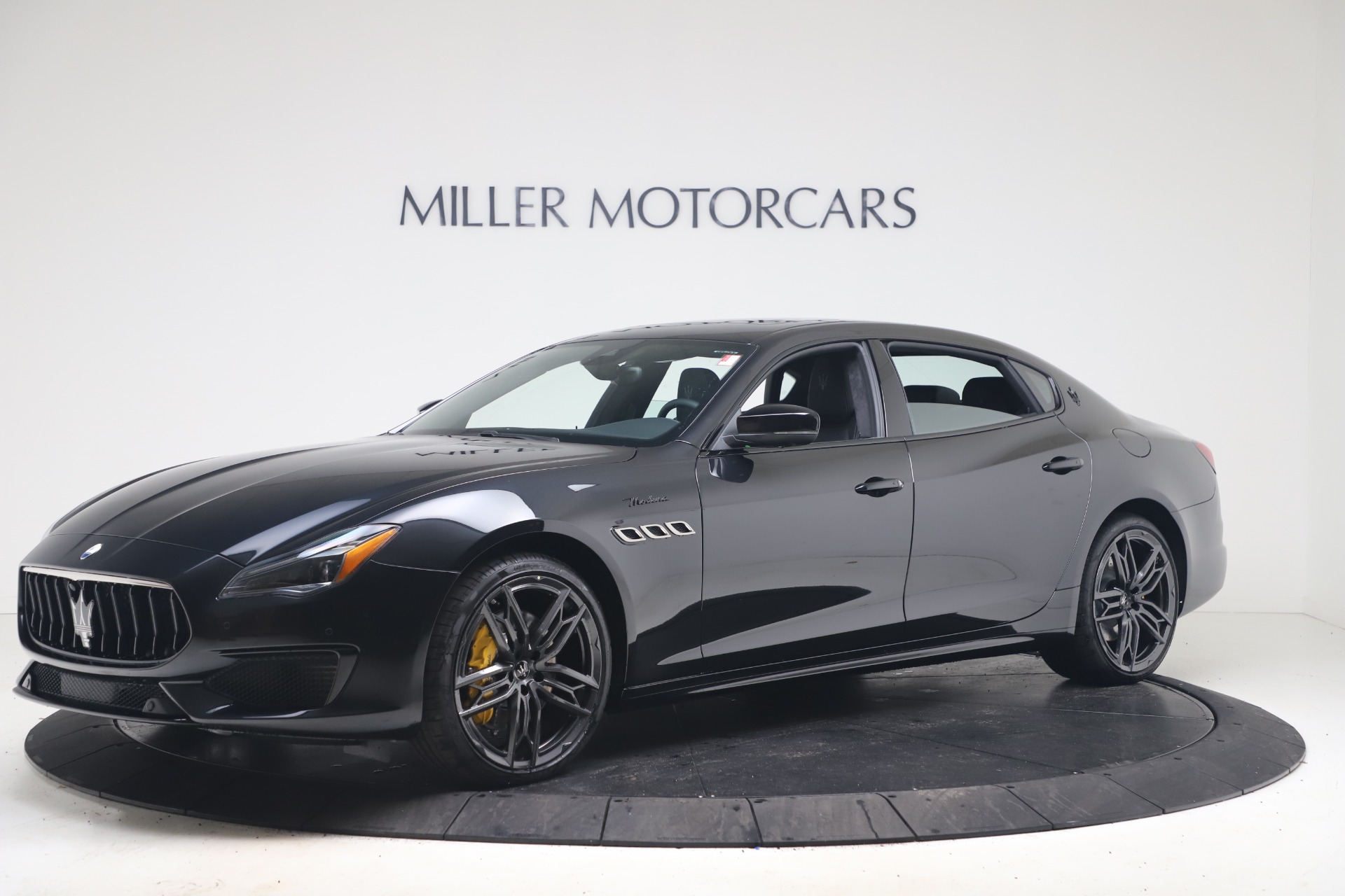 New-2022-Maserati-Quattroporte-Modena-Q4