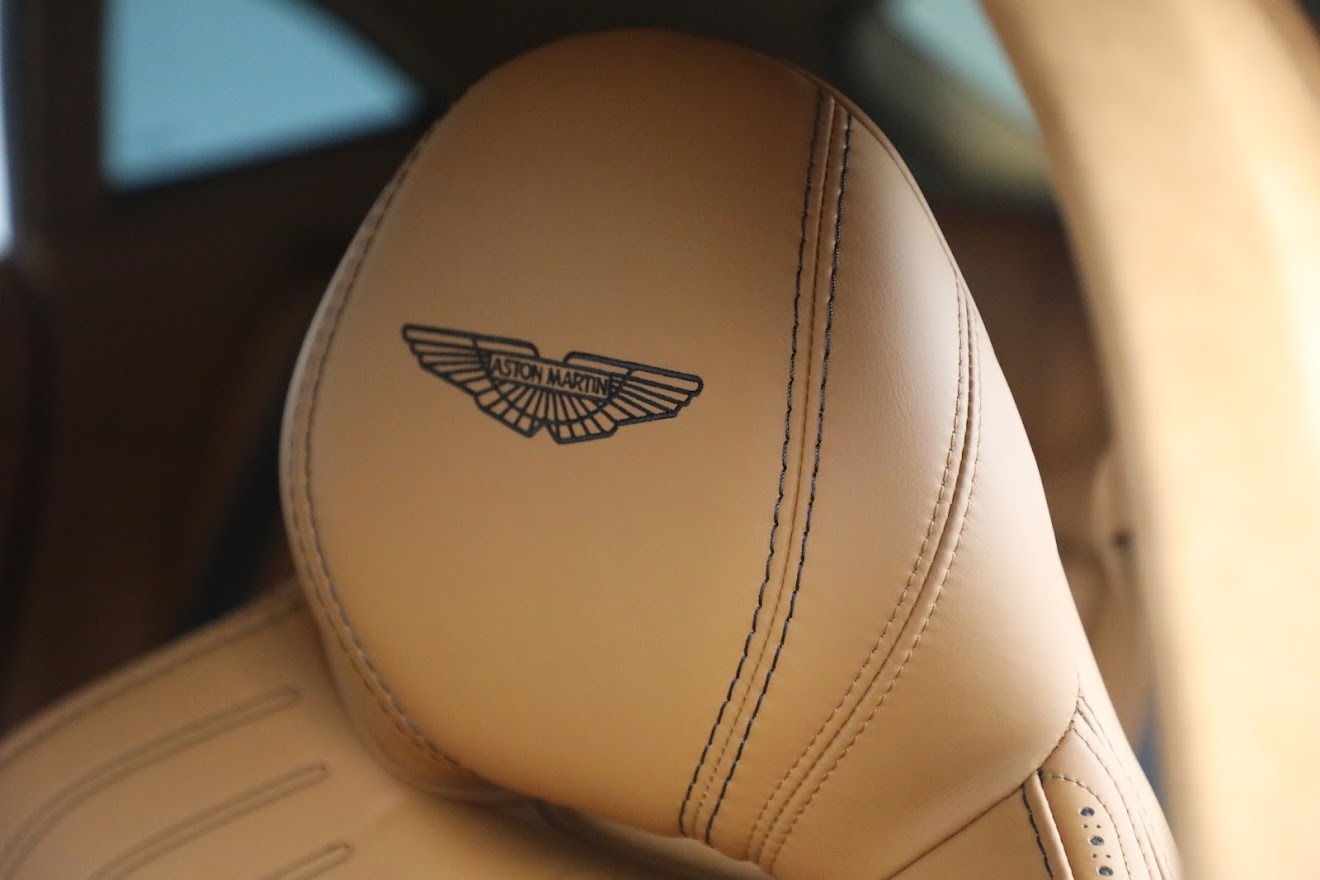 Used-2021-Aston-Martin-DBX